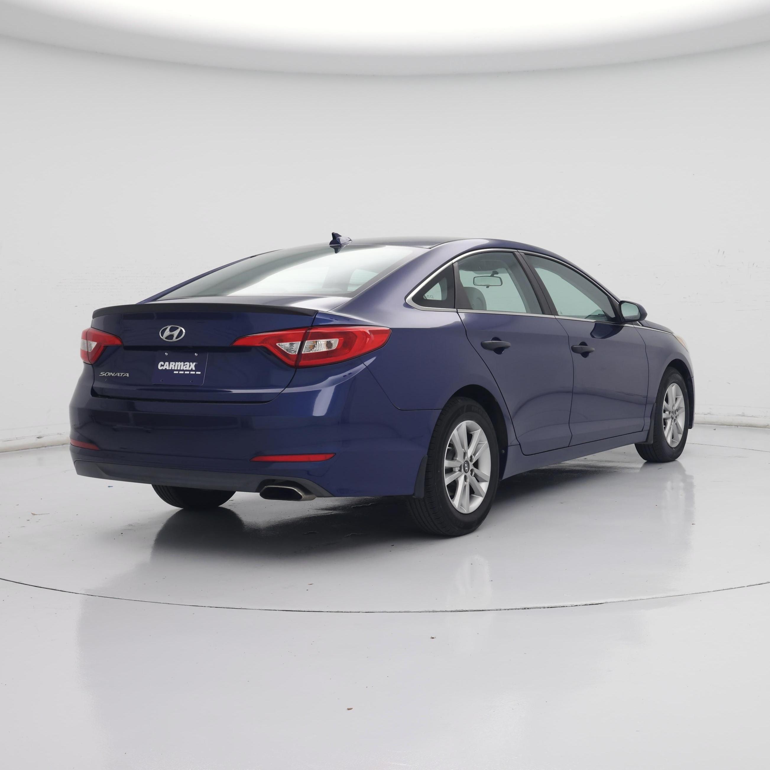 Thumbnail: 2015 Hyundai Sonata - 8