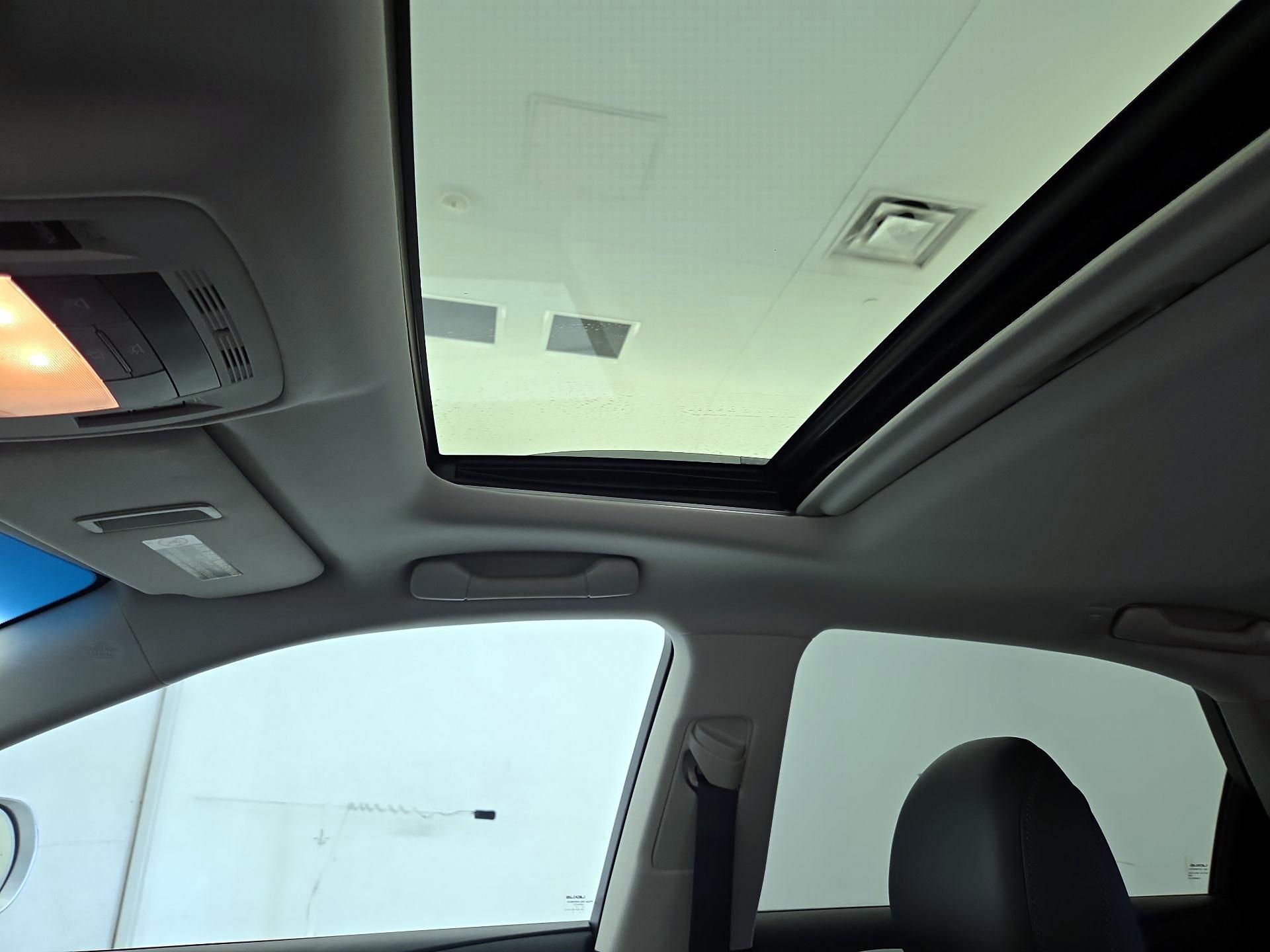 Thumbnail: 2014 Lexus RX - 19