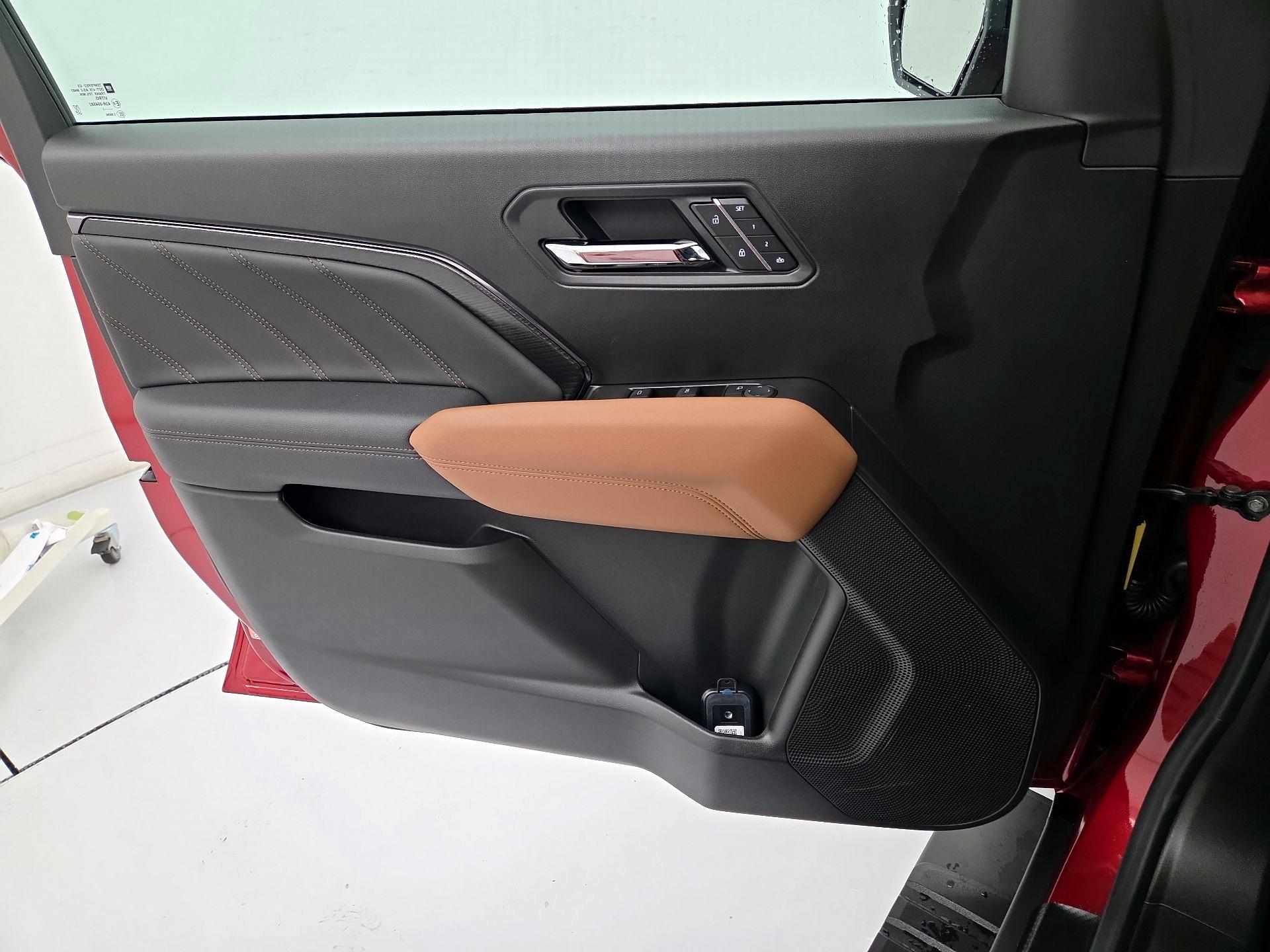 Thumbnail: 2025 GMC Canyon - 12