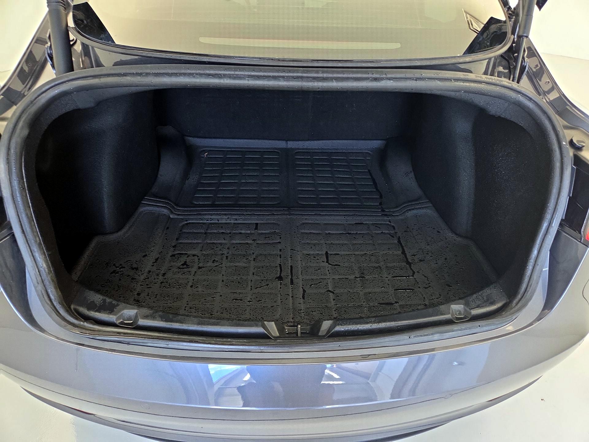 Thumbnail: 2021 Tesla Model 3 - 19