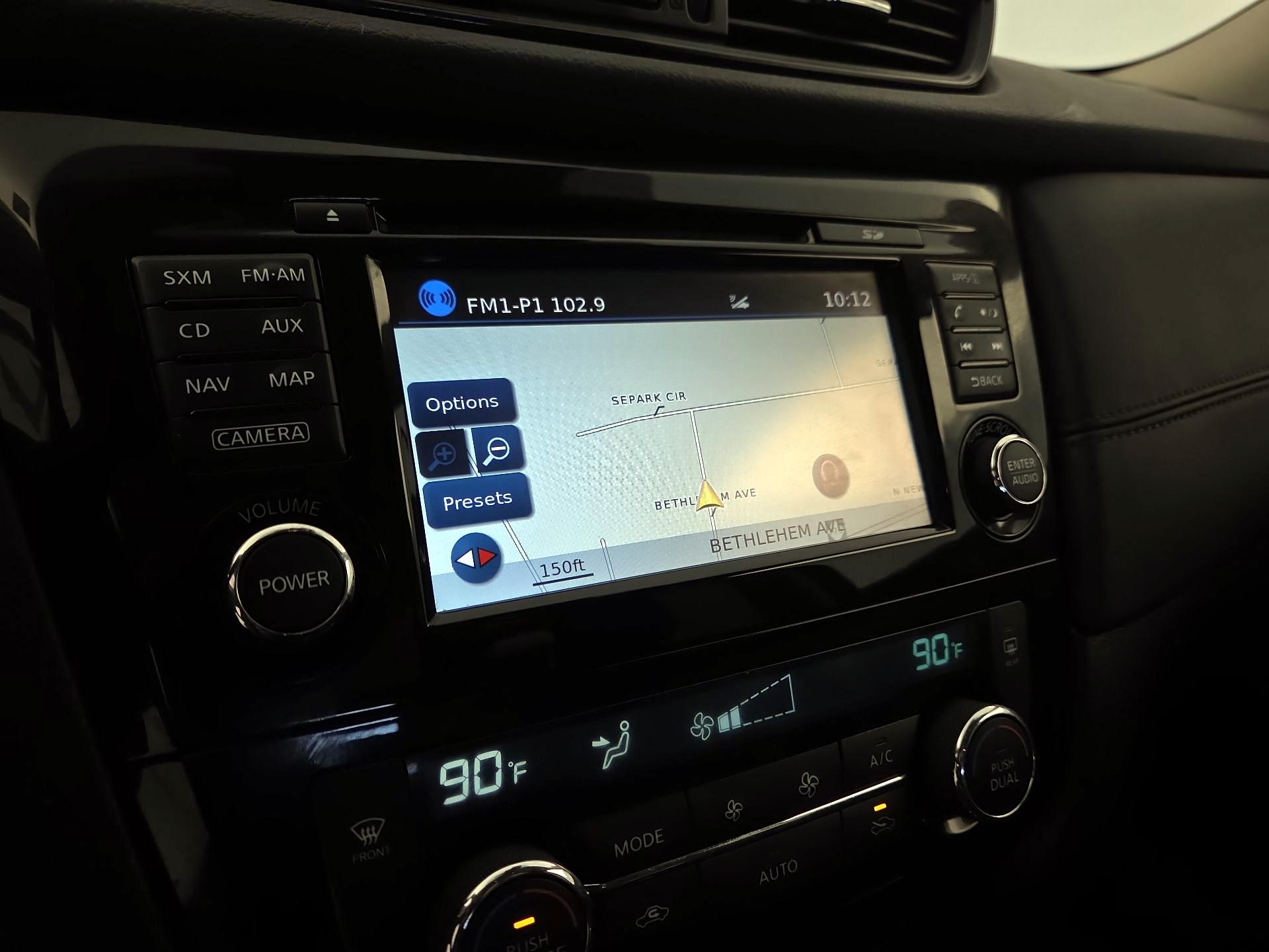 Thumbnail: 2017 Nissan Rogue - 14