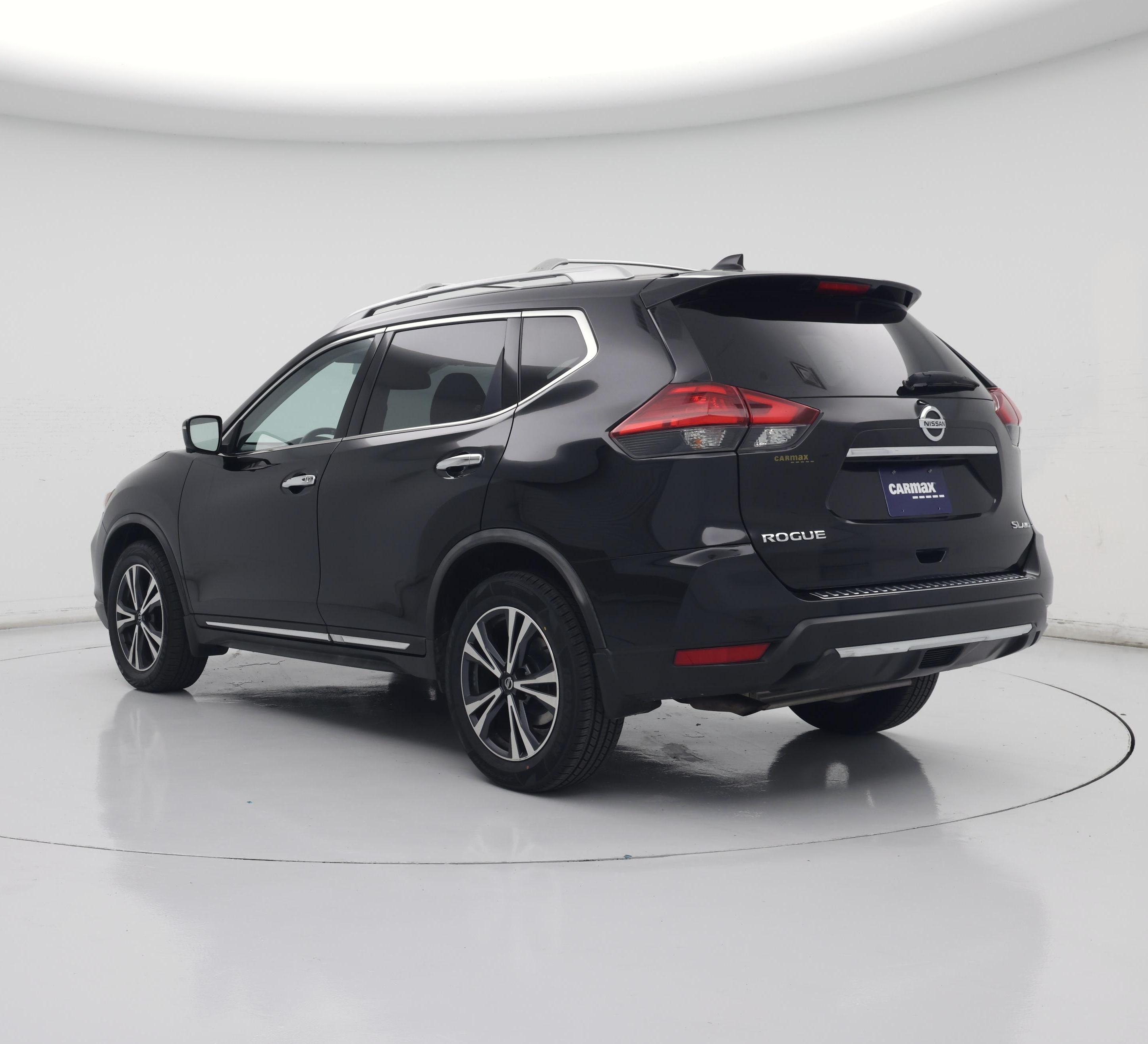 Thumbnail: 2017 Nissan Rogue - 2