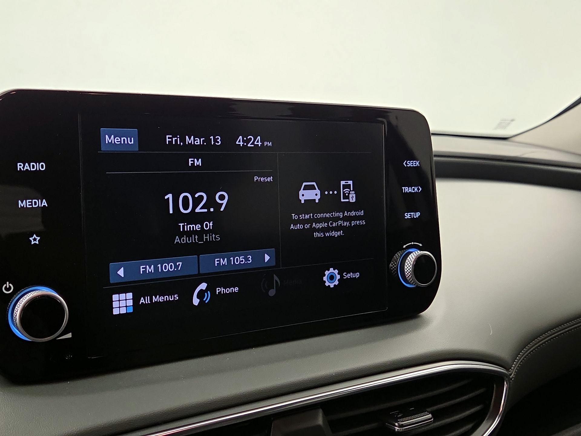 Thumbnail: 2023 Hyundai Santa Fe - 15