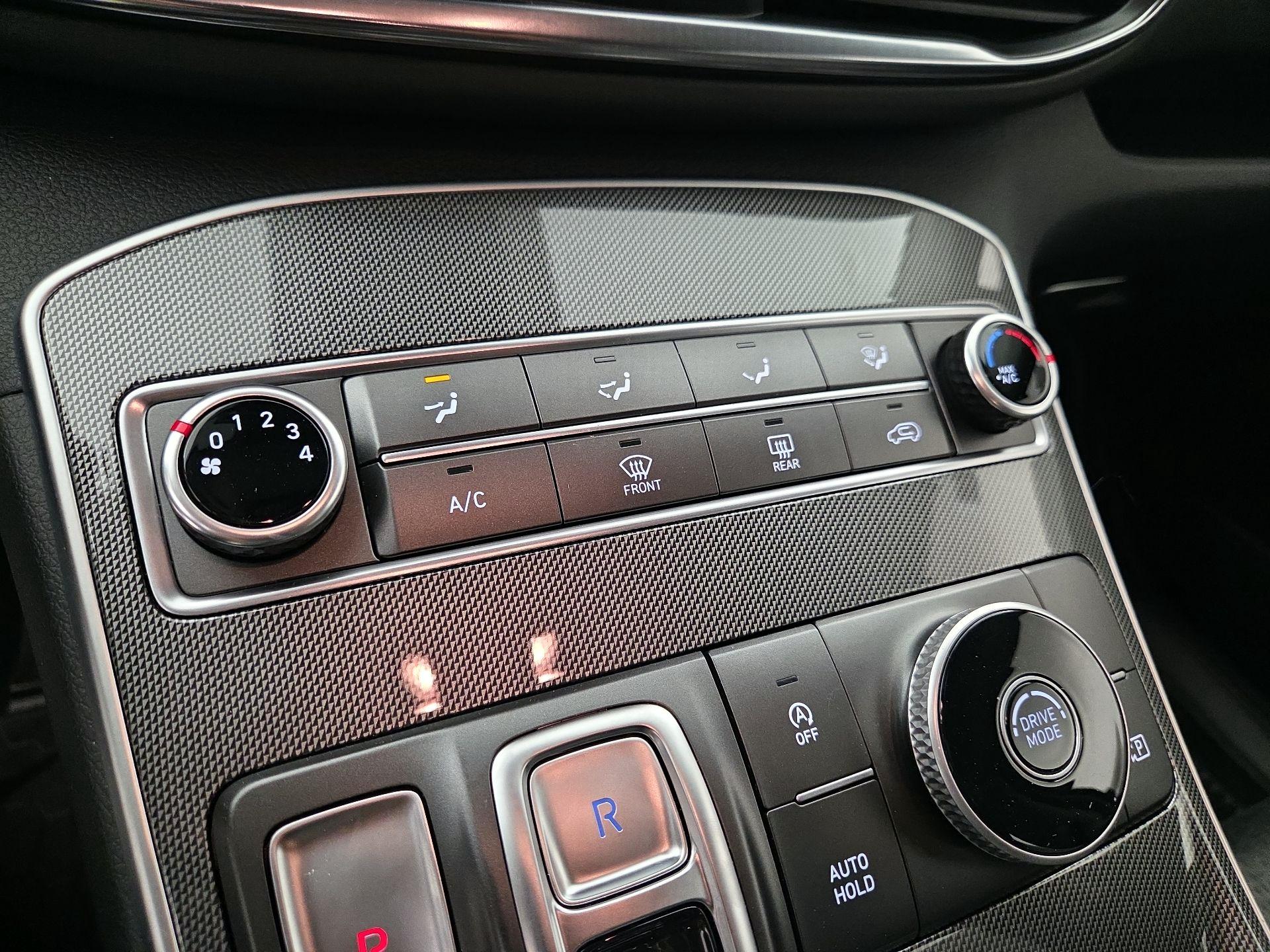 Thumbnail: 2023 Hyundai Santa Fe - 16