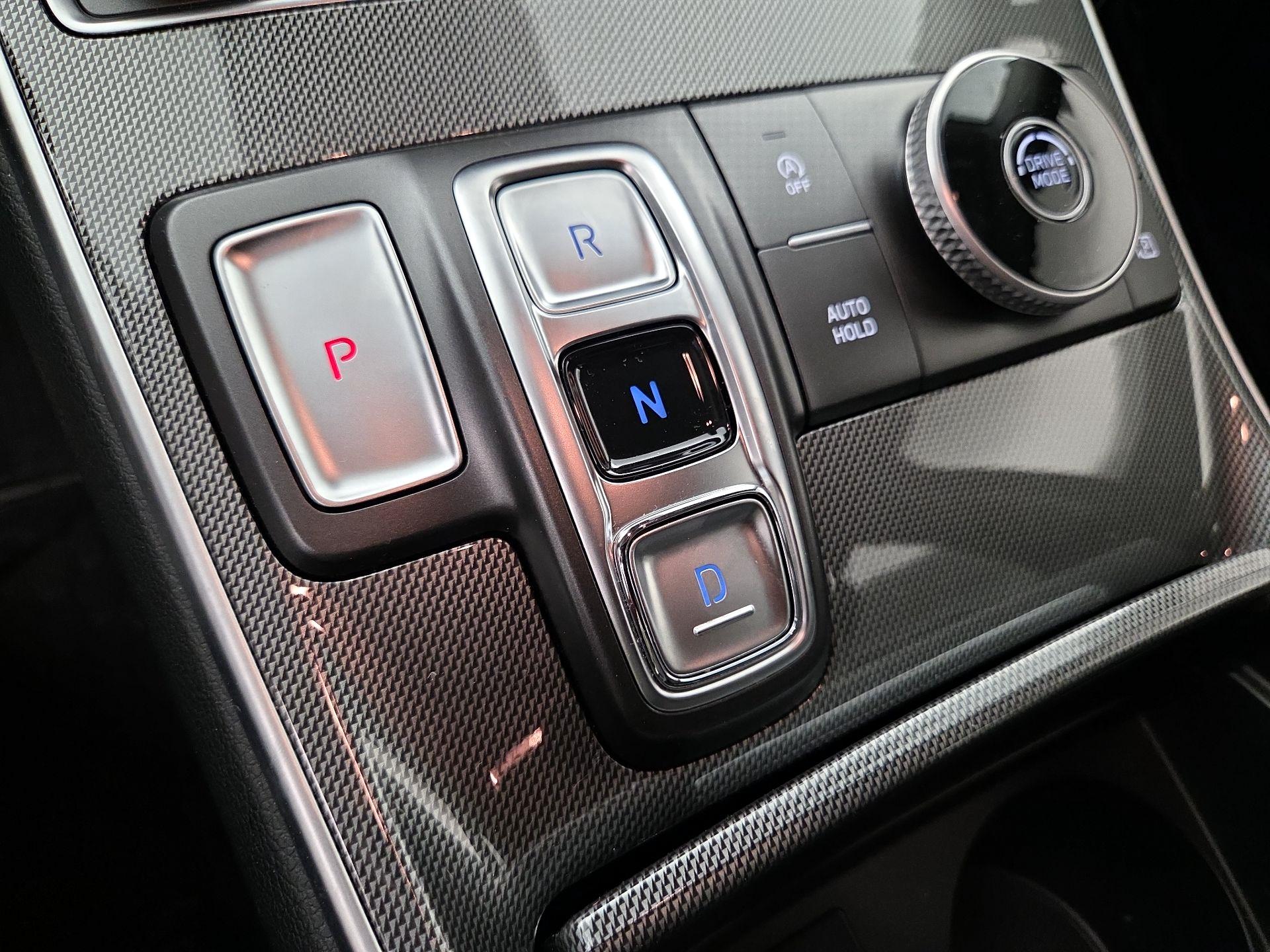 Thumbnail: 2023 Hyundai Santa Fe - 17