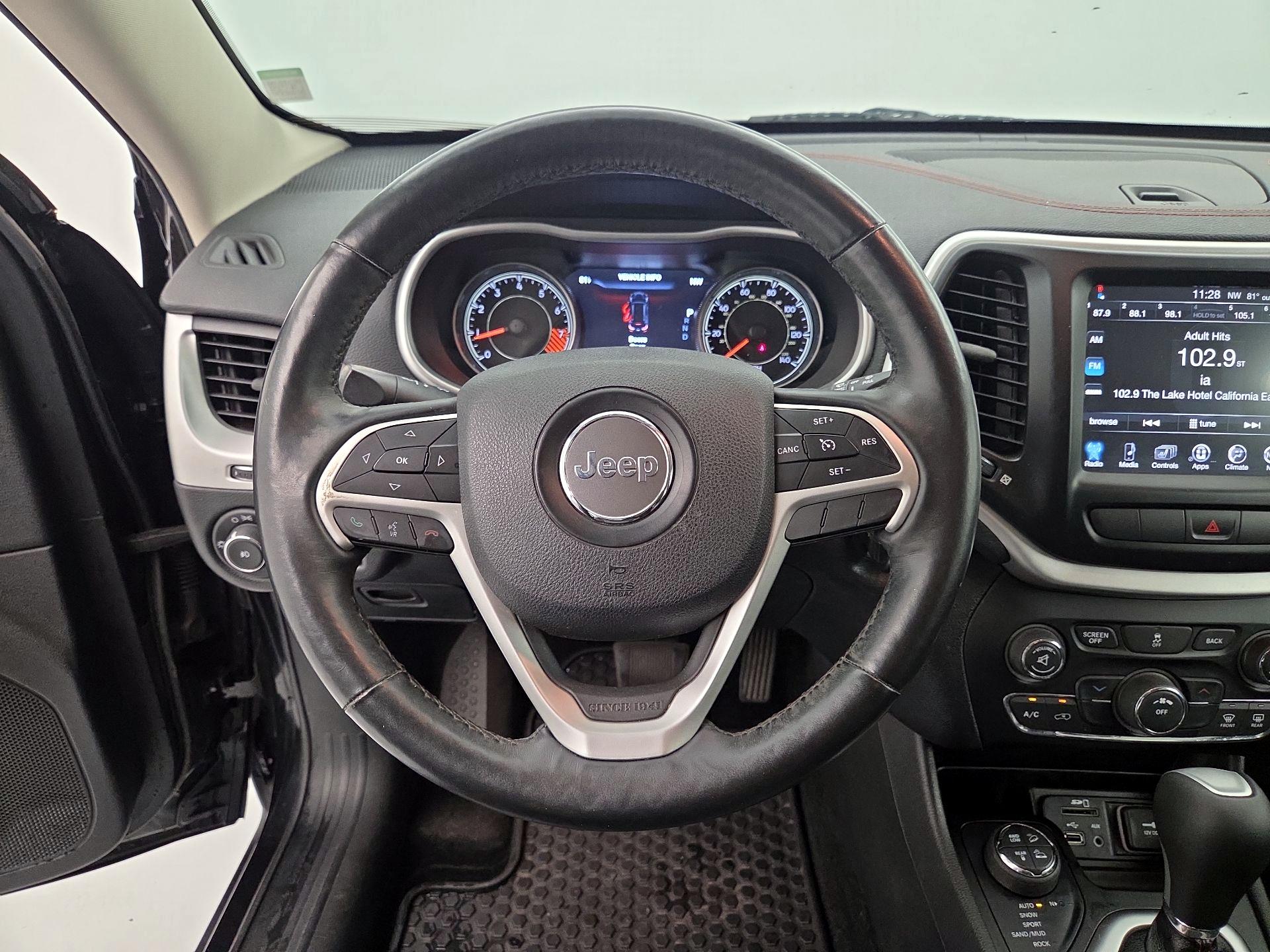 Thumbnail: 2014 Jeep Cherokee - 10