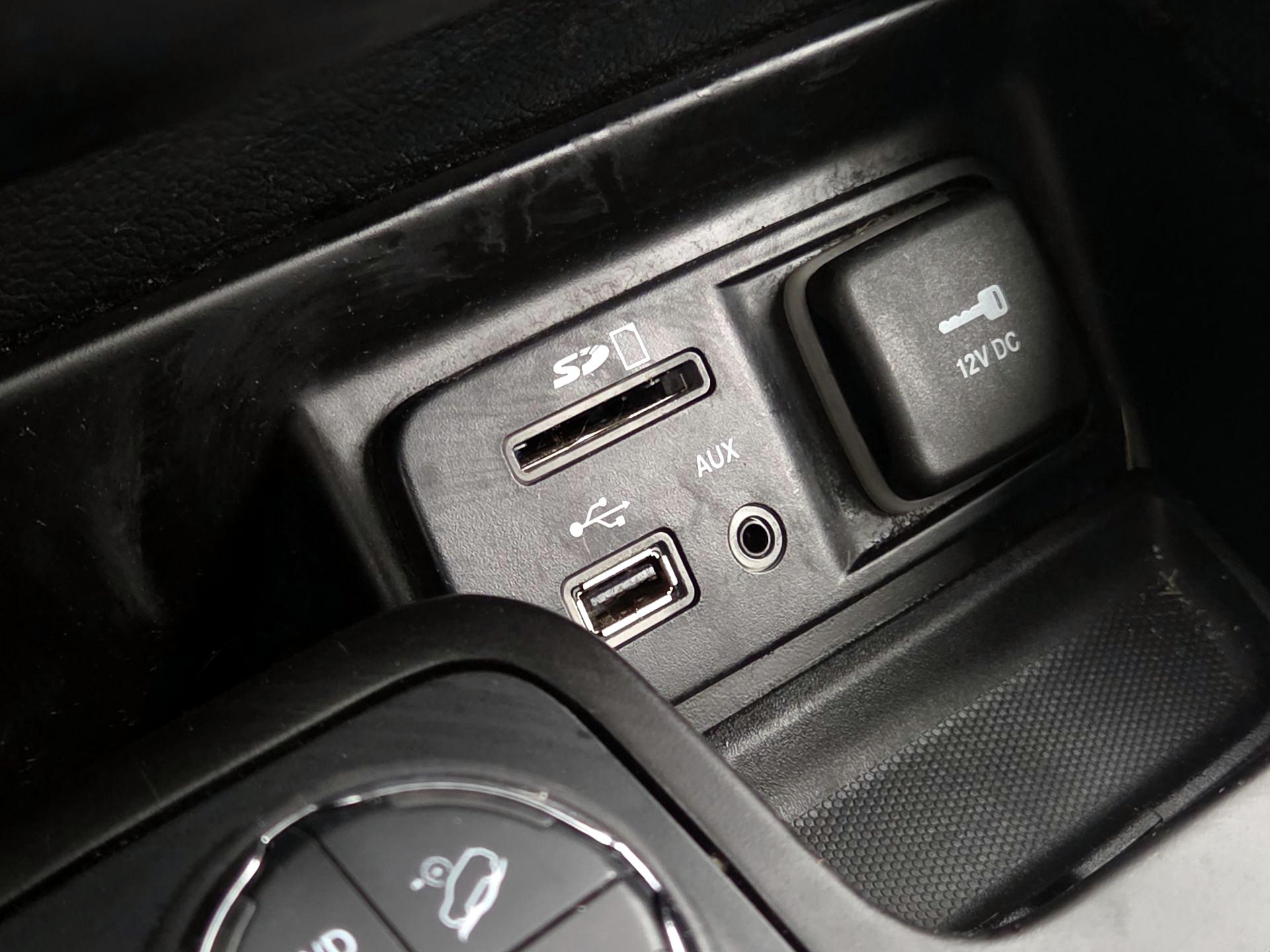 Thumbnail: 2014 Jeep Cherokee - 18