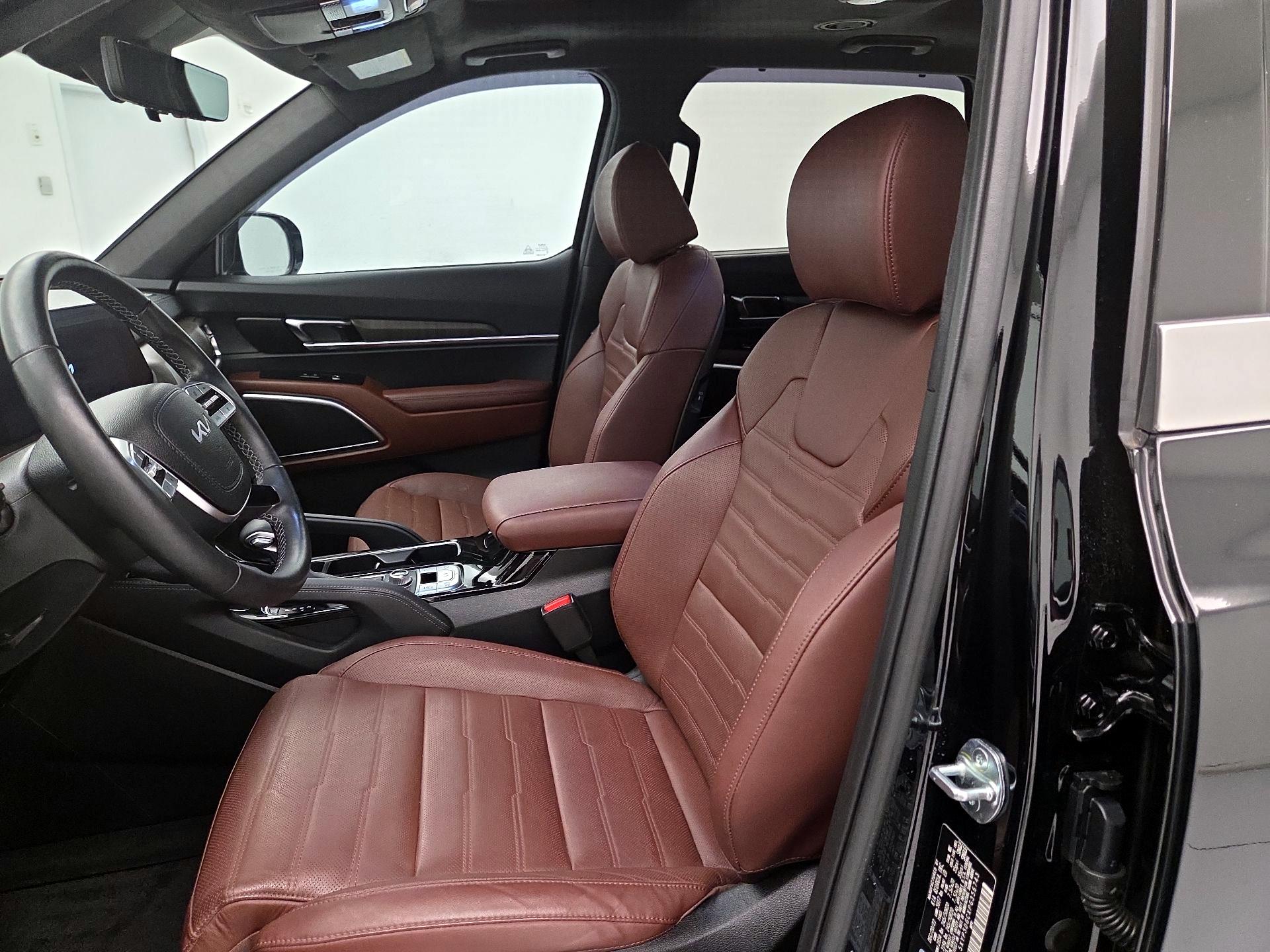 Thumbnail: 2023 Kia Telluride - 11