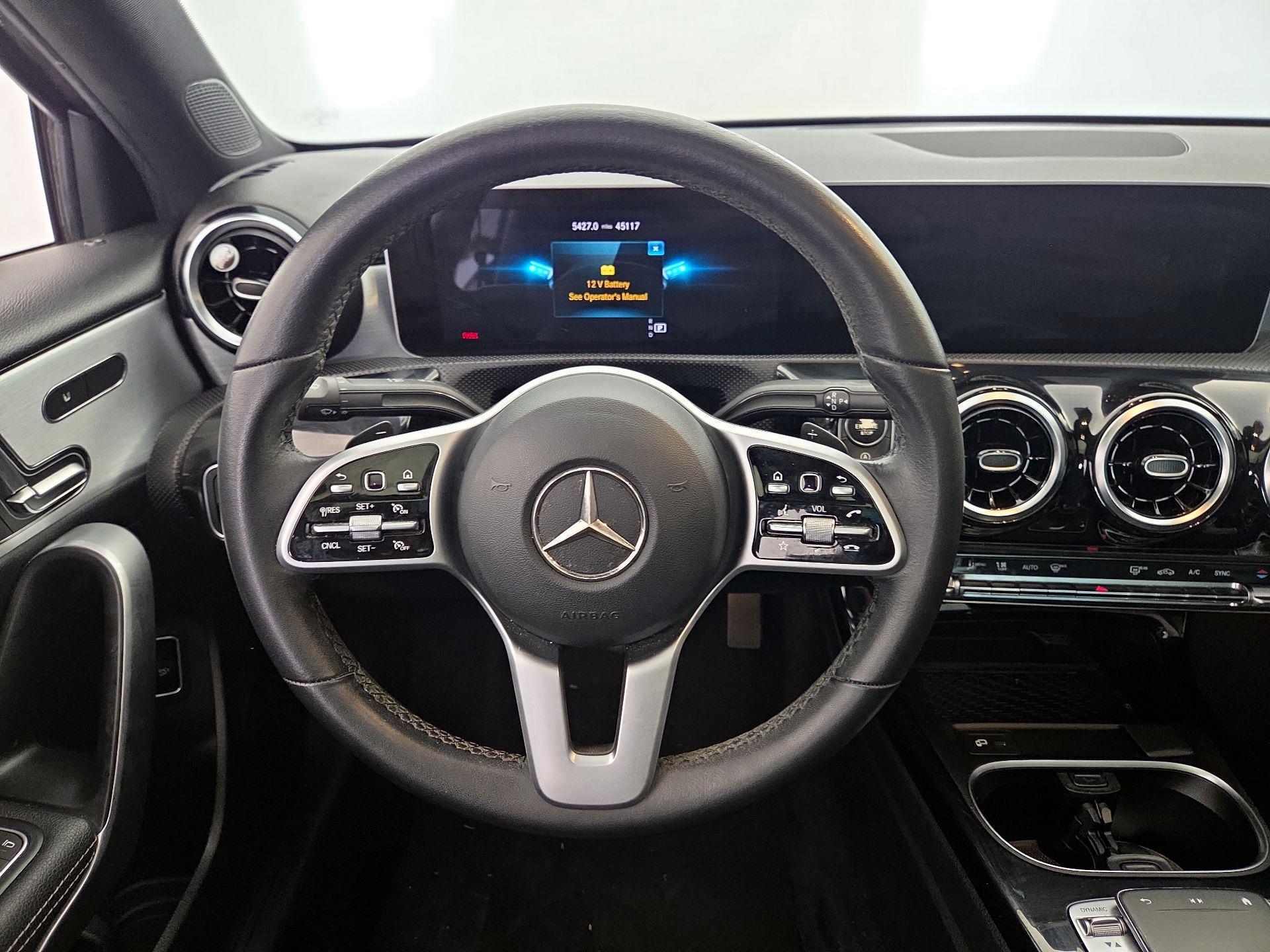 Thumbnail: 2020 Mercedes-Benz A-Class - 10
