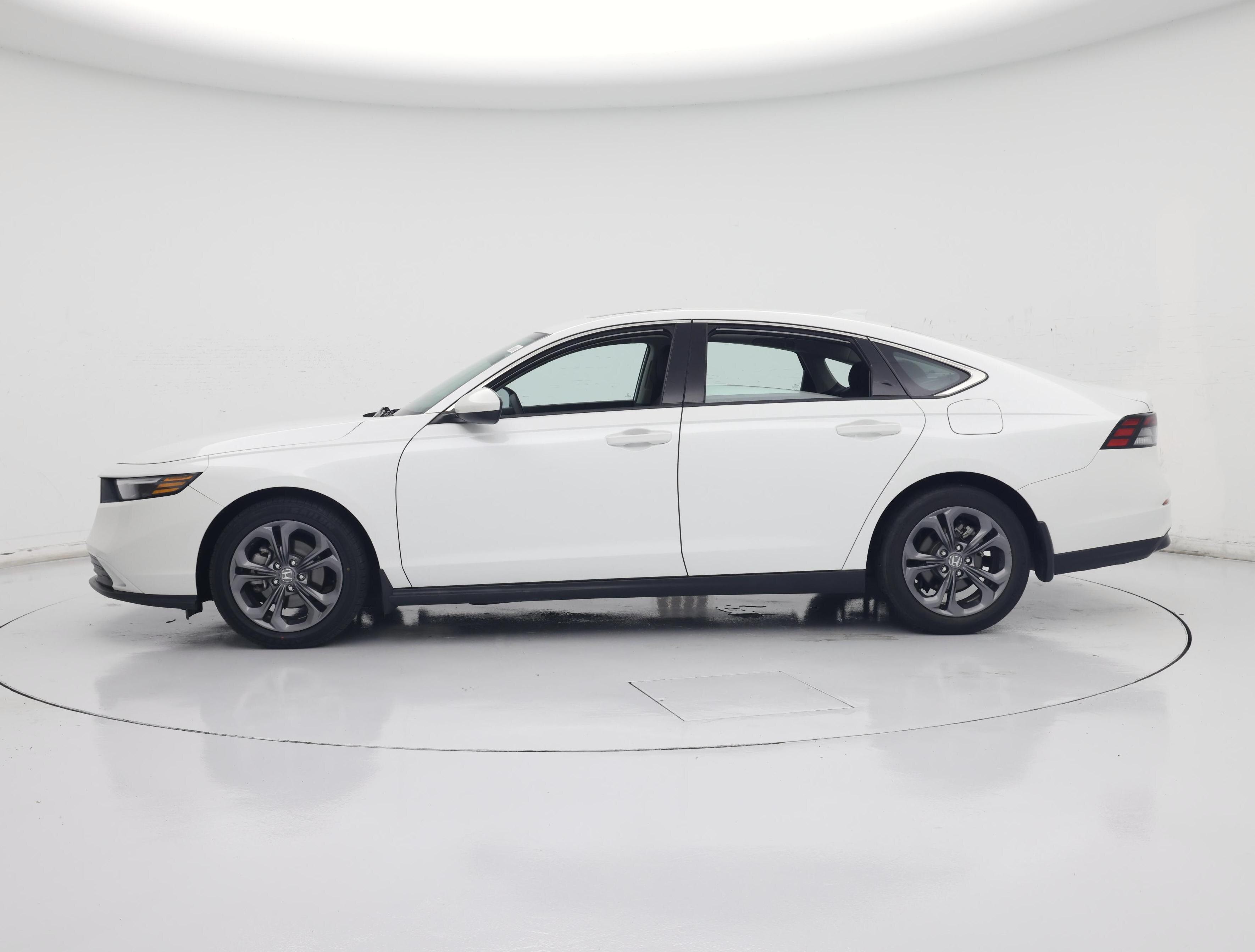 Thumbnail: 2023 Honda Accord - 3
