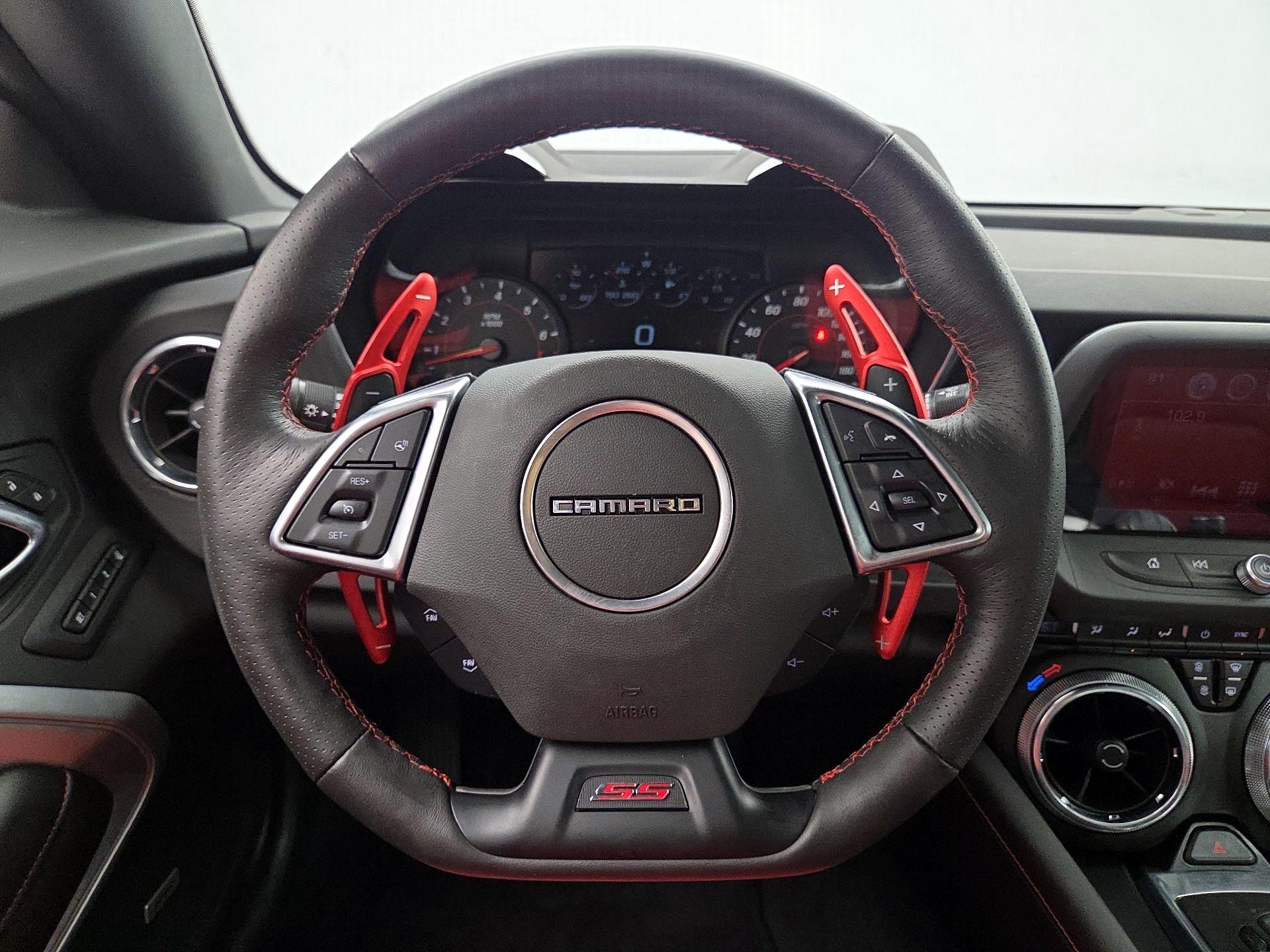 Thumbnail: 2018 Chevrolet Camaro - 10