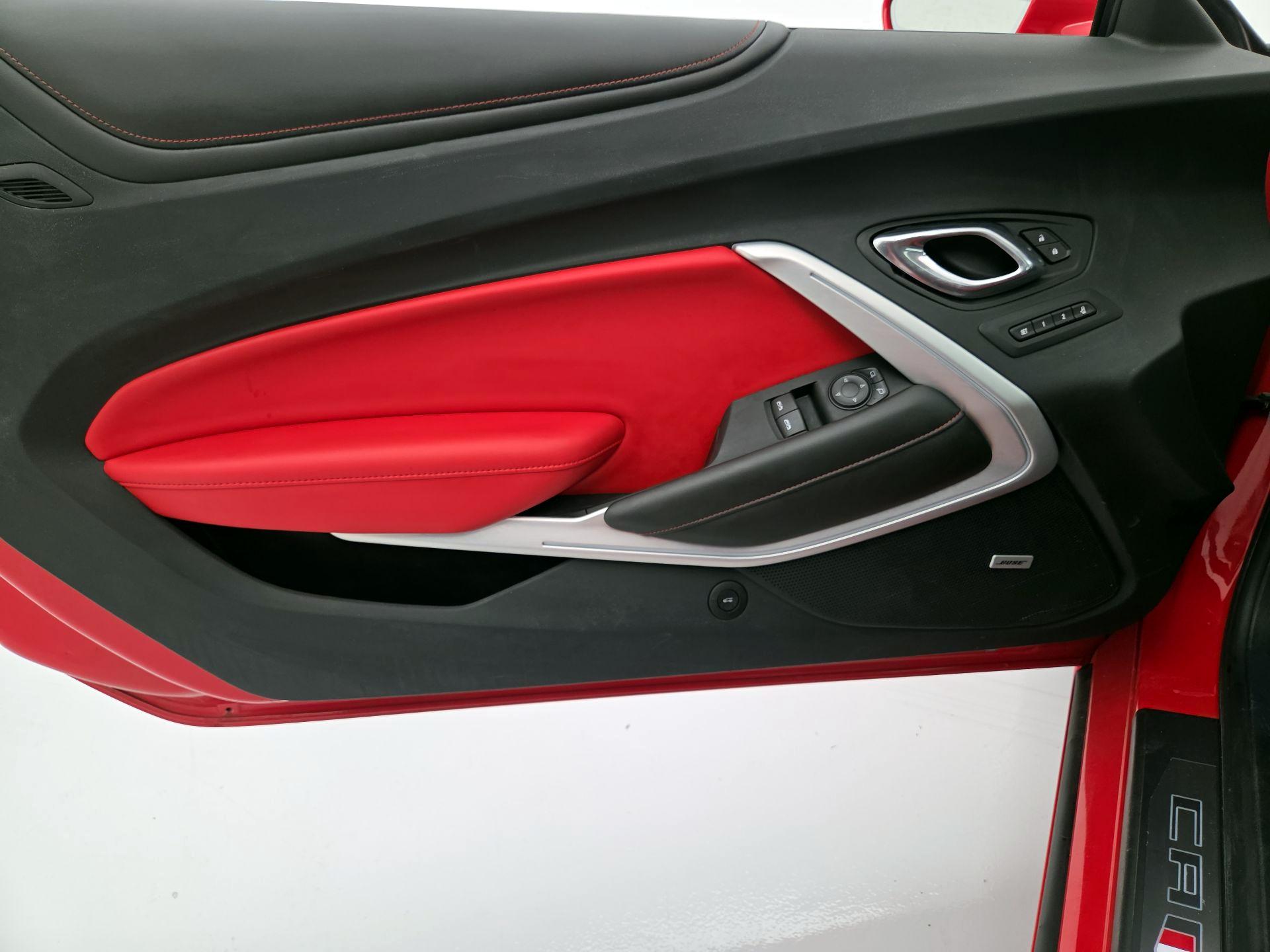 Thumbnail: 2018 Chevrolet Camaro - 12