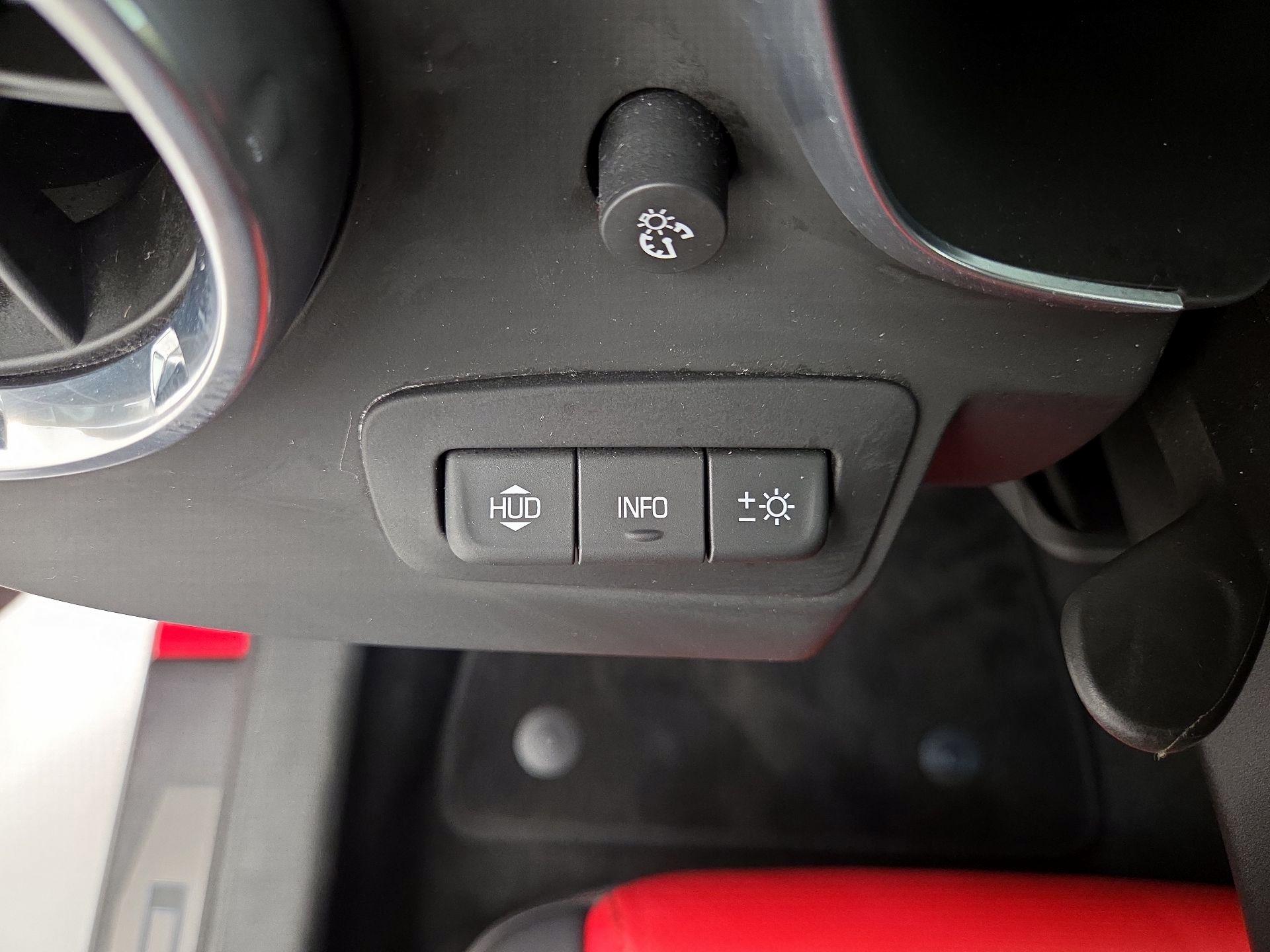 Thumbnail: 2018 Chevrolet Camaro - 13