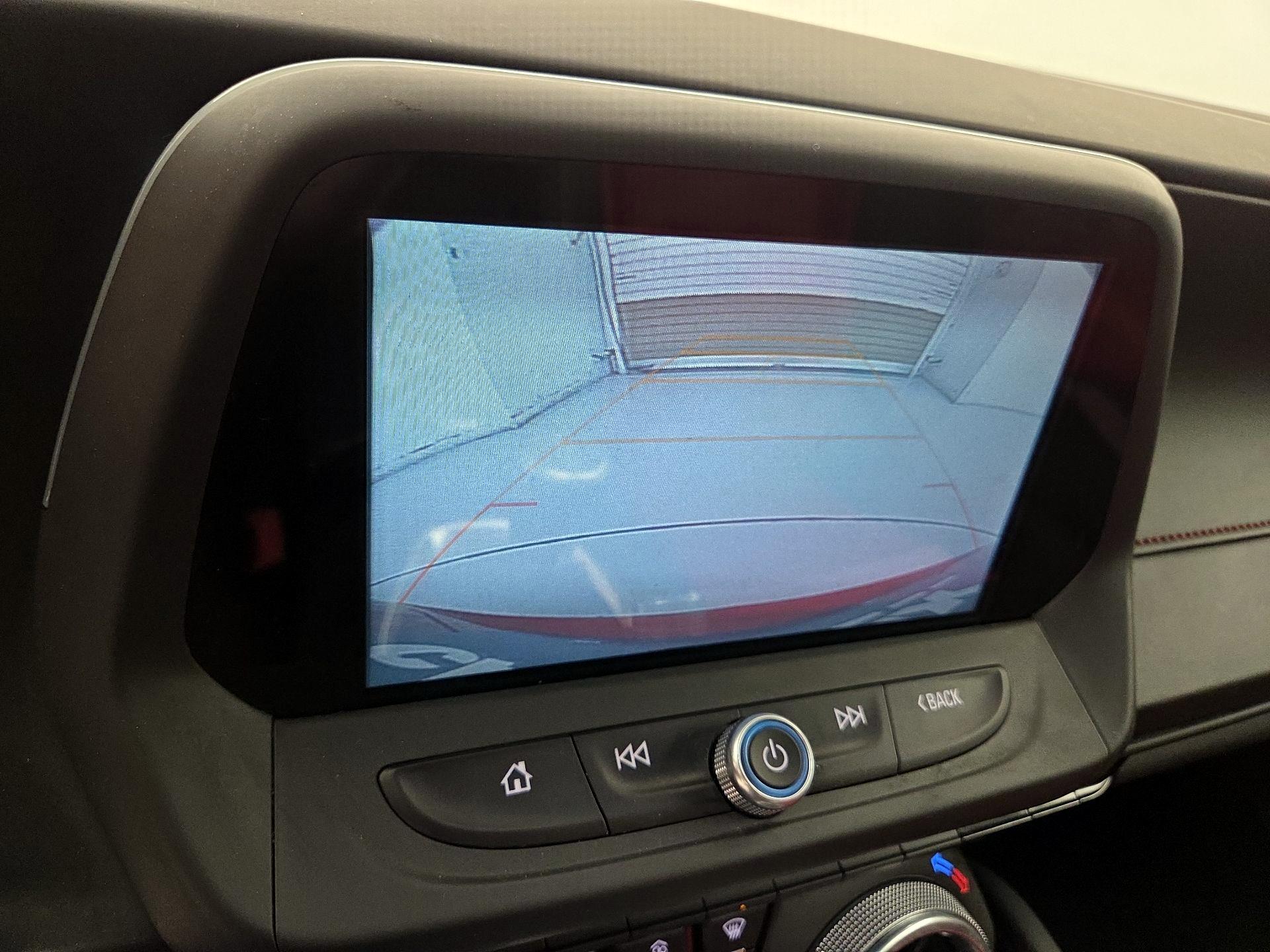 Thumbnail: 2018 Chevrolet Camaro - 14