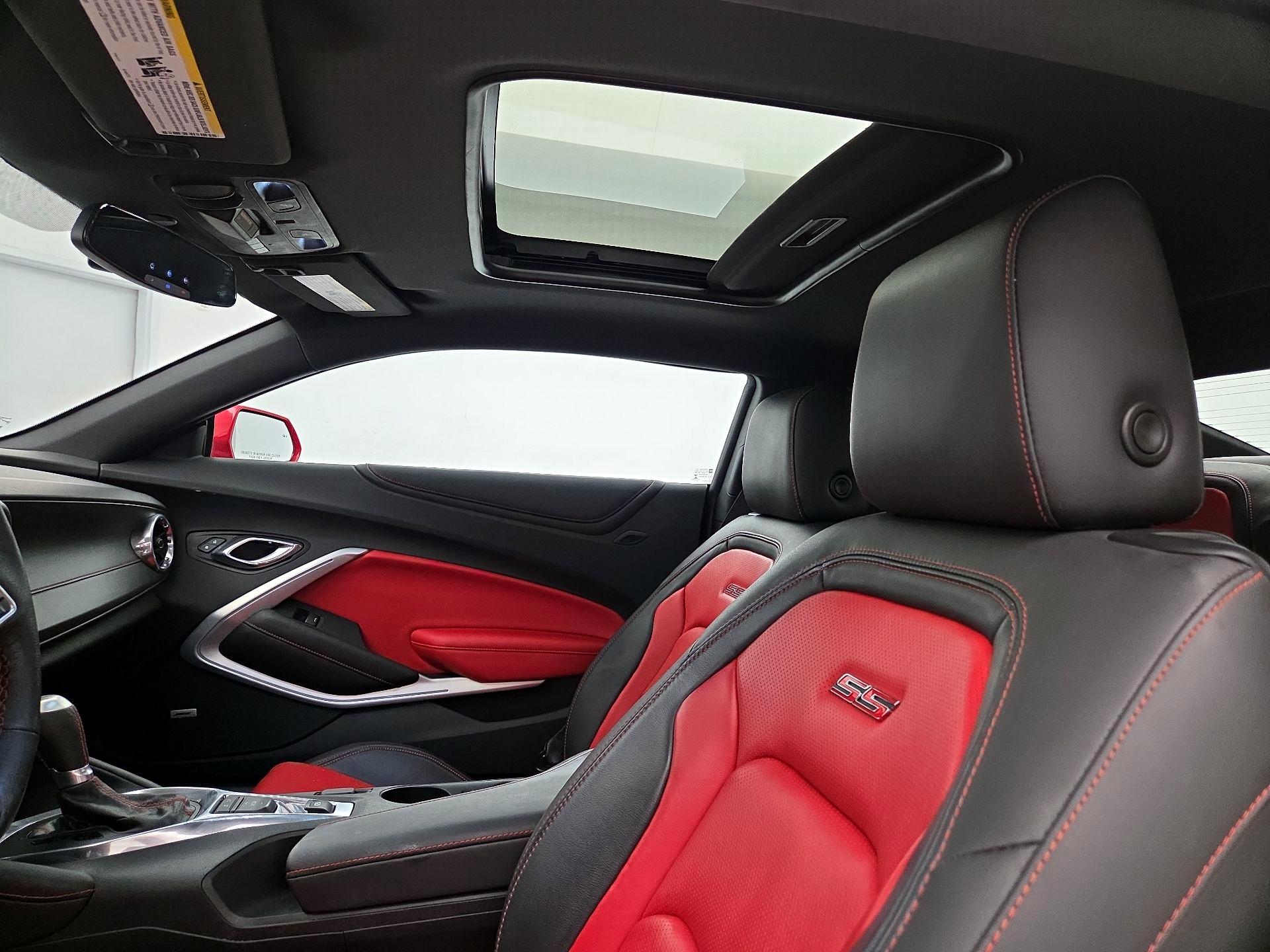 Thumbnail: 2018 Chevrolet Camaro - 19