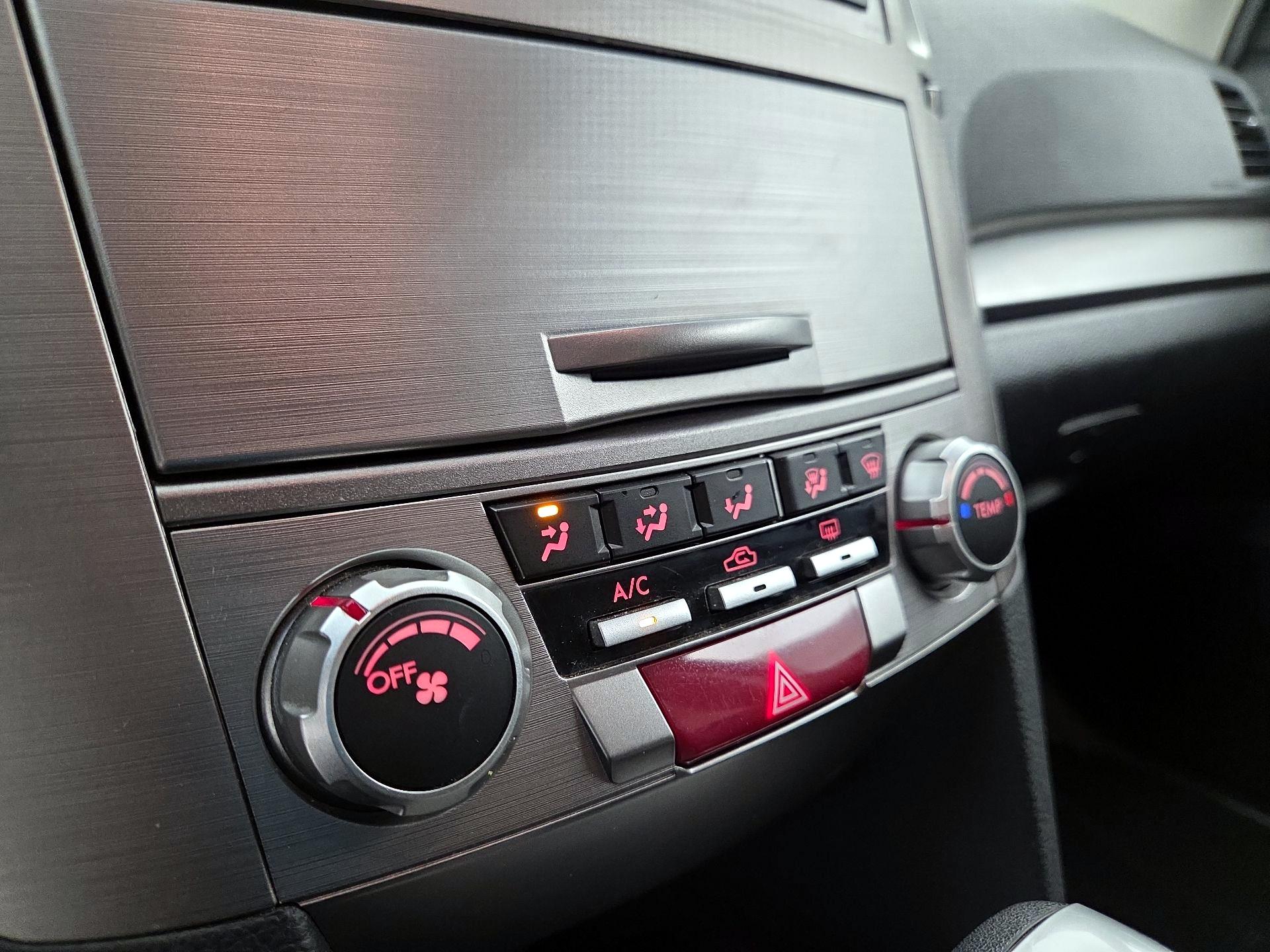 Thumbnail: 2014 Subaru Outback - 16