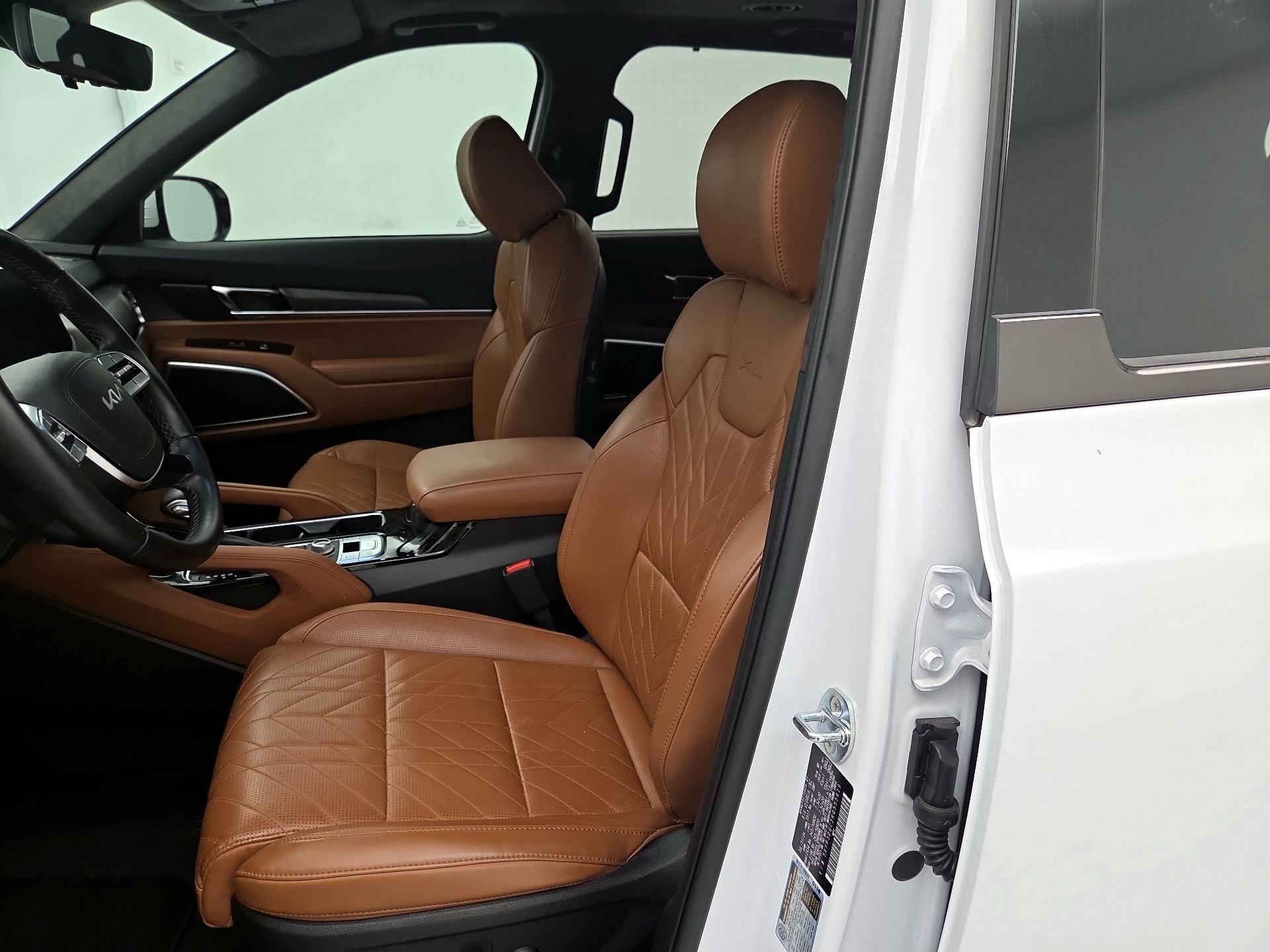 Thumbnail: 2024 Kia Telluride - 11