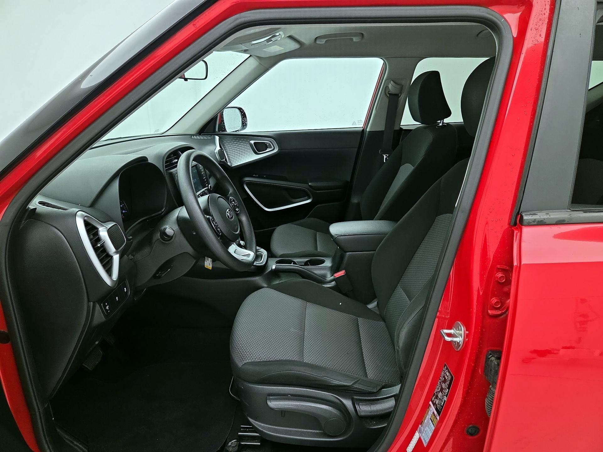 Thumbnail: 2020 Kia Soul - 11