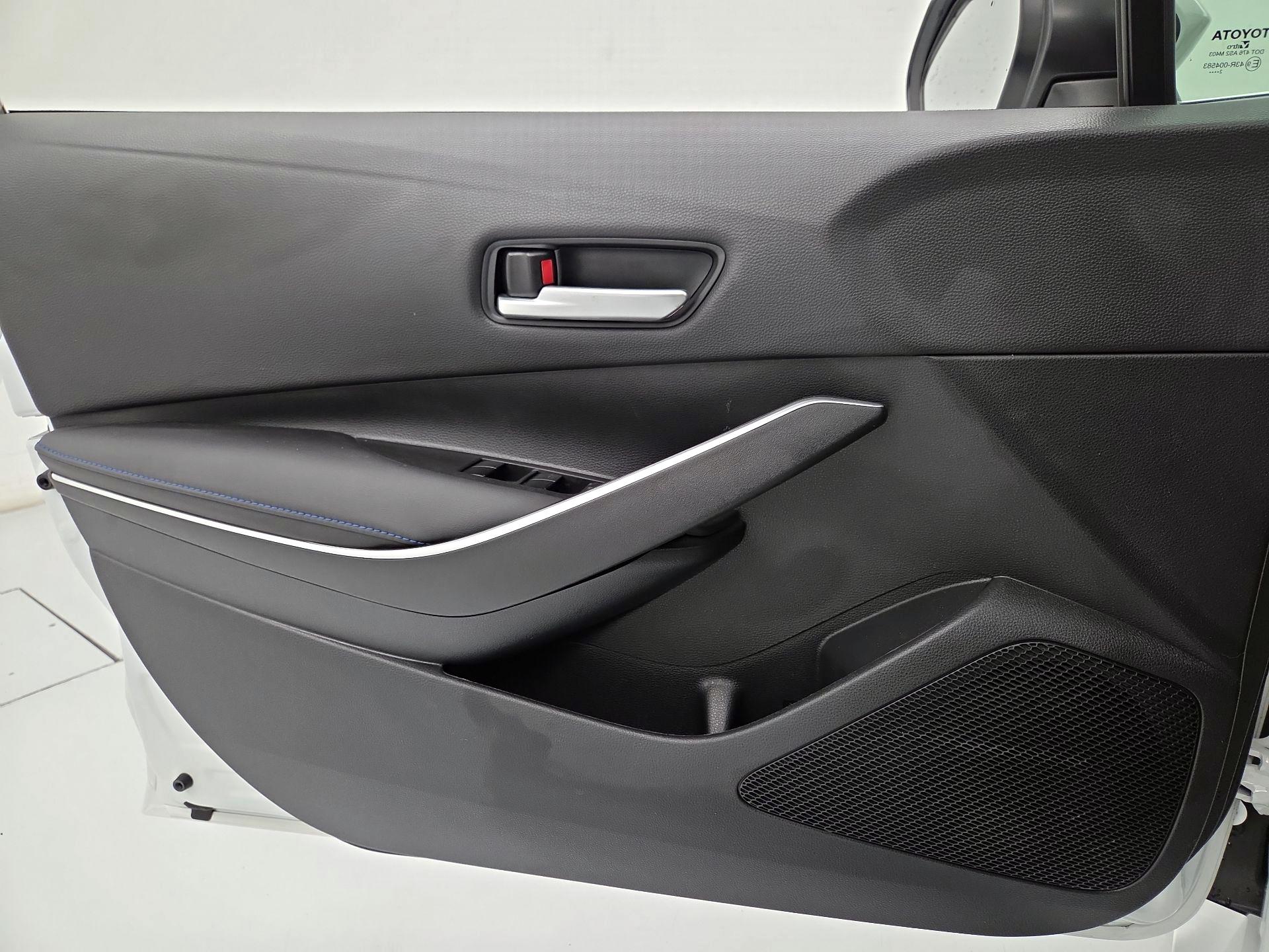 Thumbnail: 2022 Toyota Corolla - 12