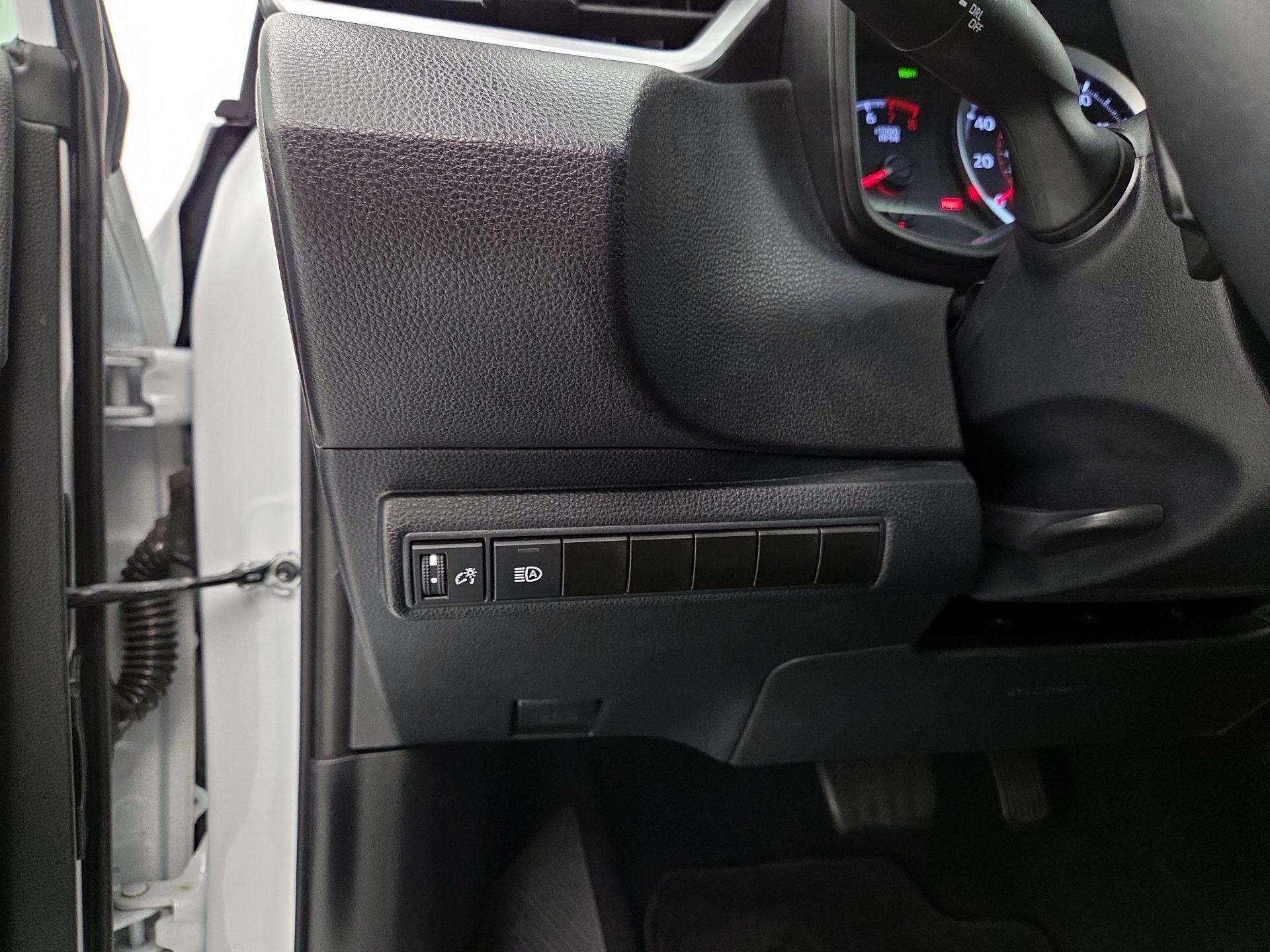 Thumbnail: 2022 Toyota Corolla - 13