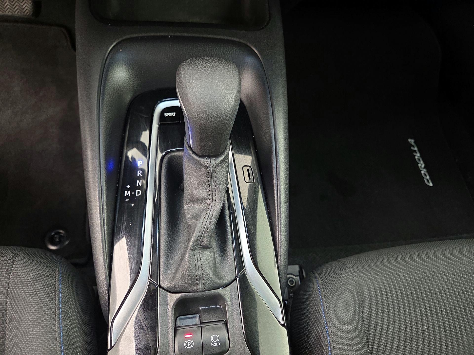 Thumbnail: 2022 Toyota Corolla - 17