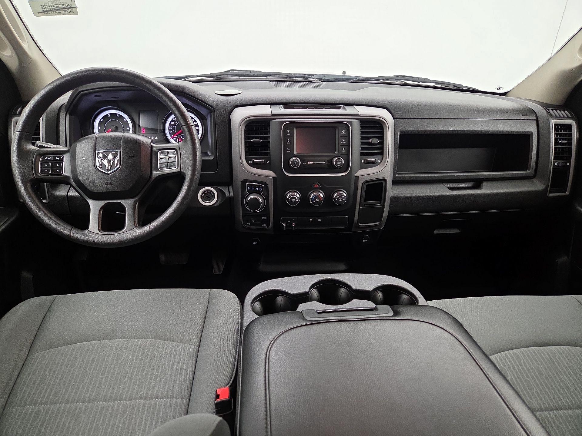 Thumbnail: 2022 RAM 1500 Classic - 9