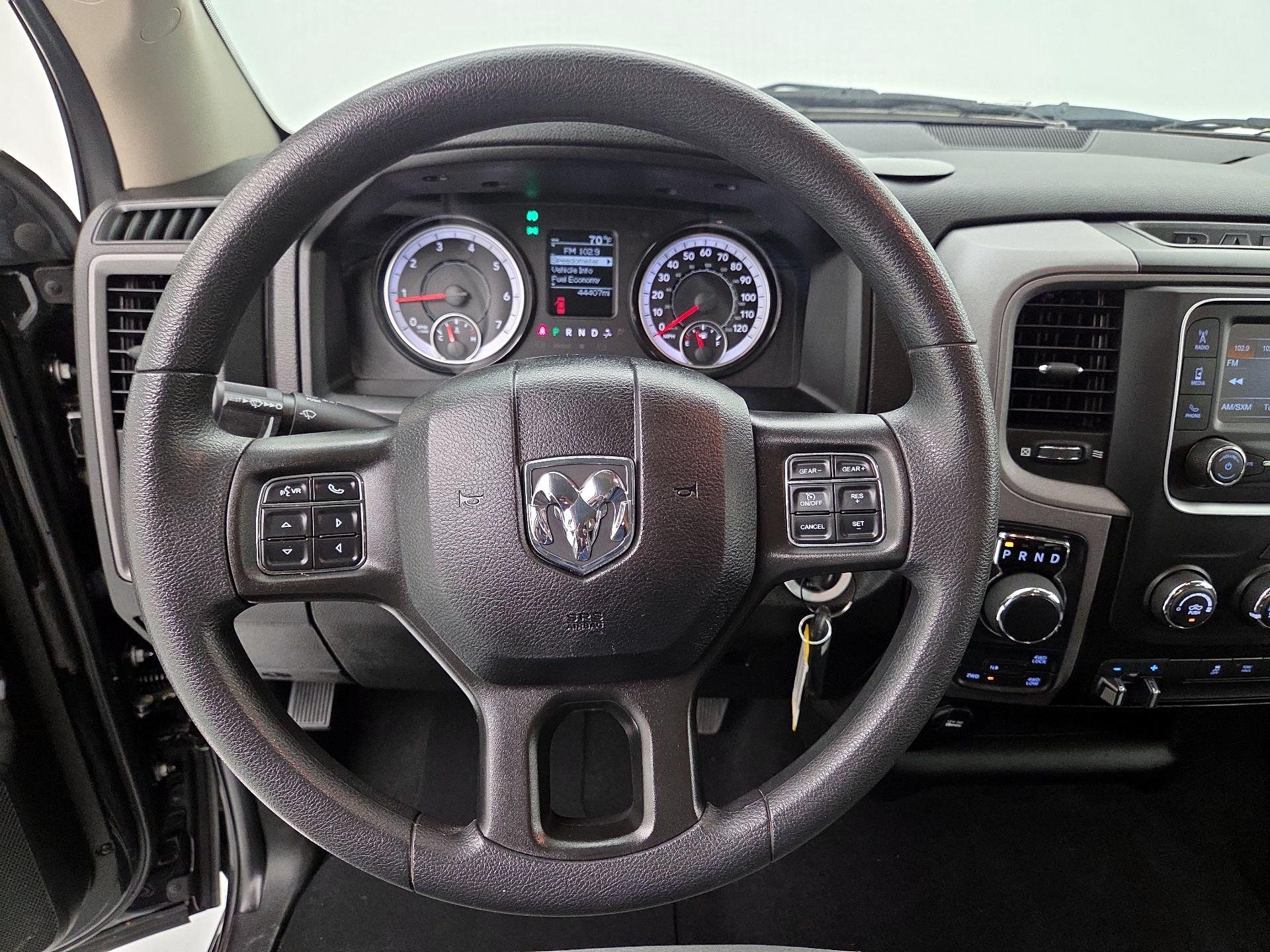 Thumbnail: 2022 RAM 1500 Classic - 10