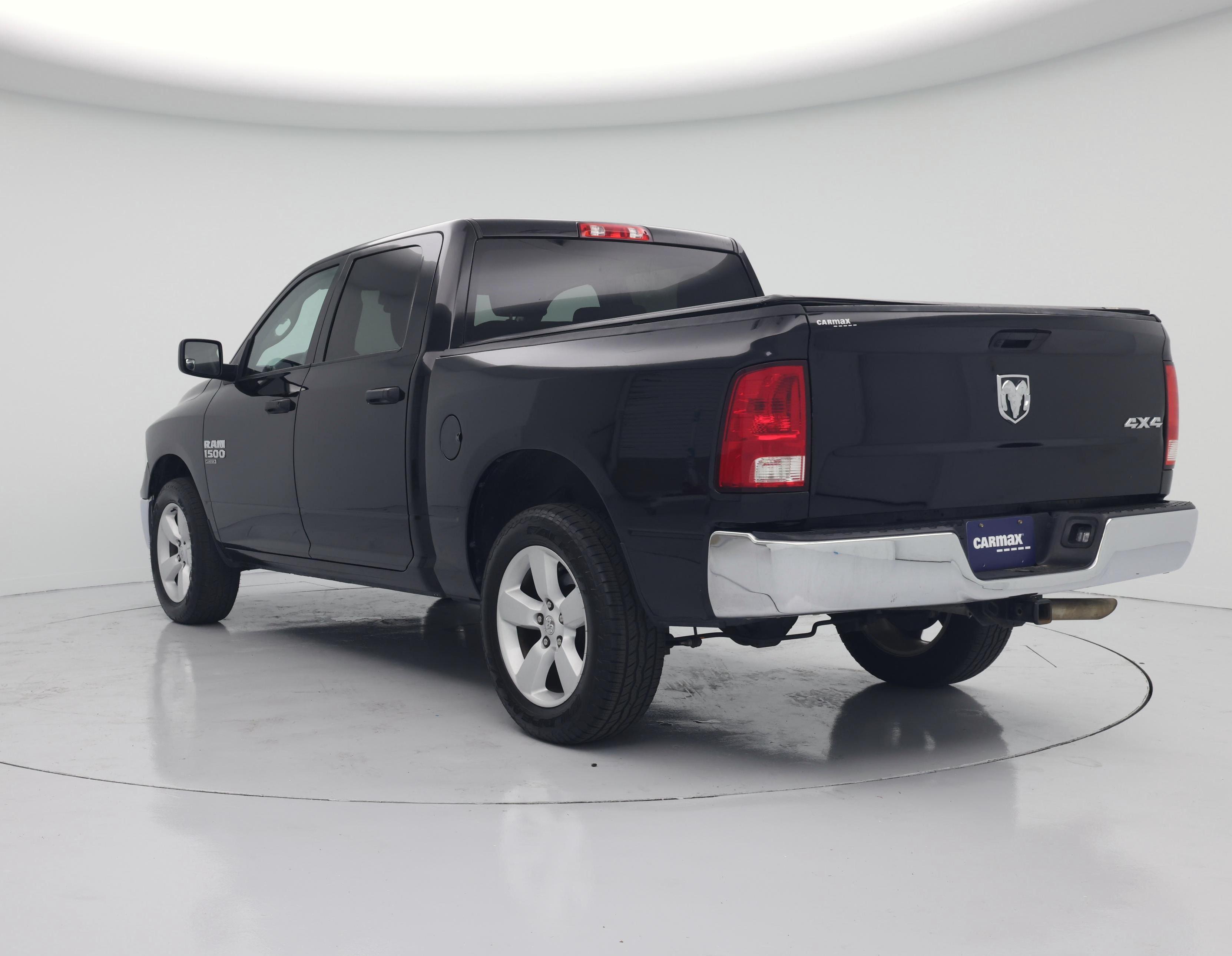 Thumbnail: 2022 RAM 1500 Classic - 2