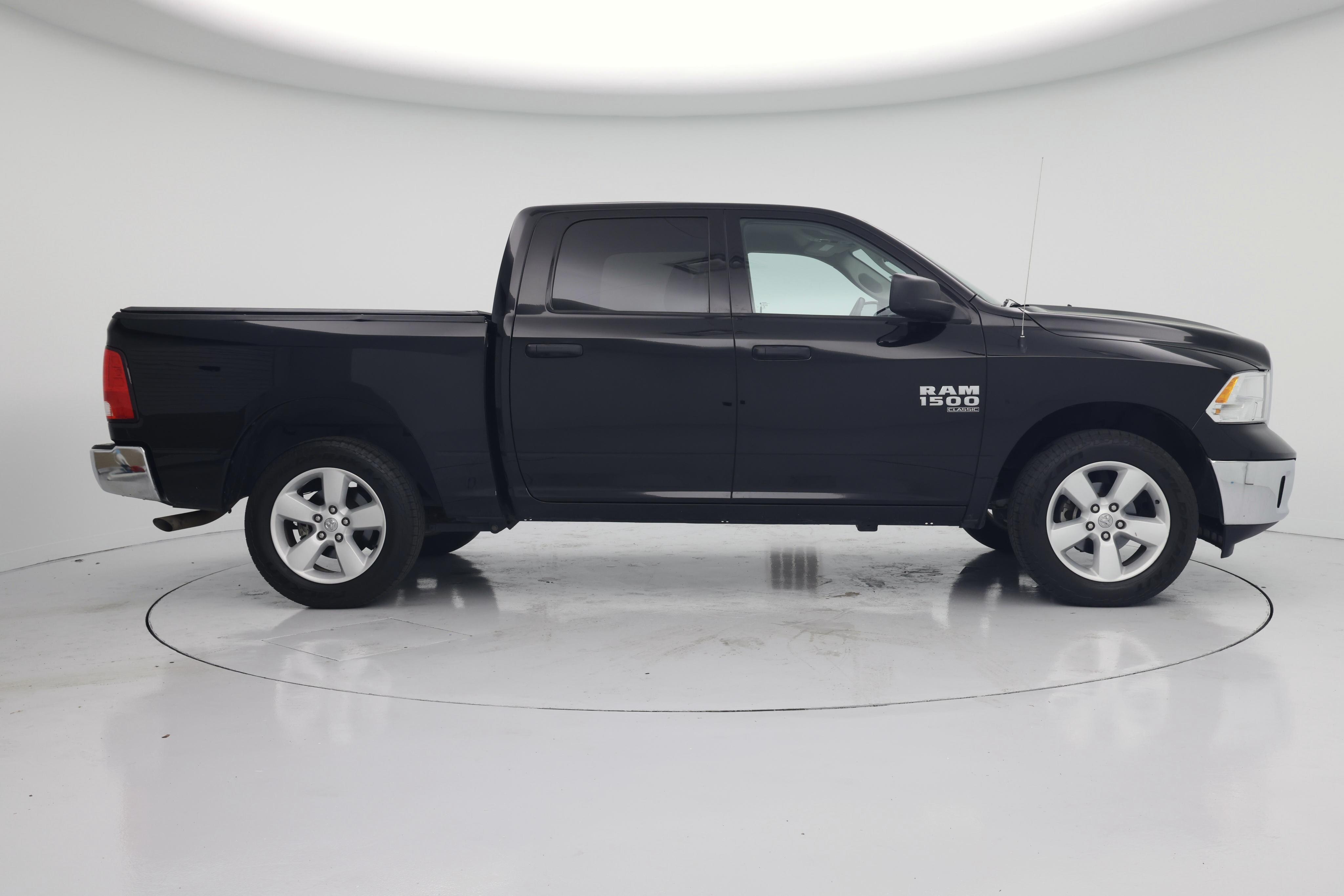 Thumbnail: 2022 RAM 1500 Classic - 7