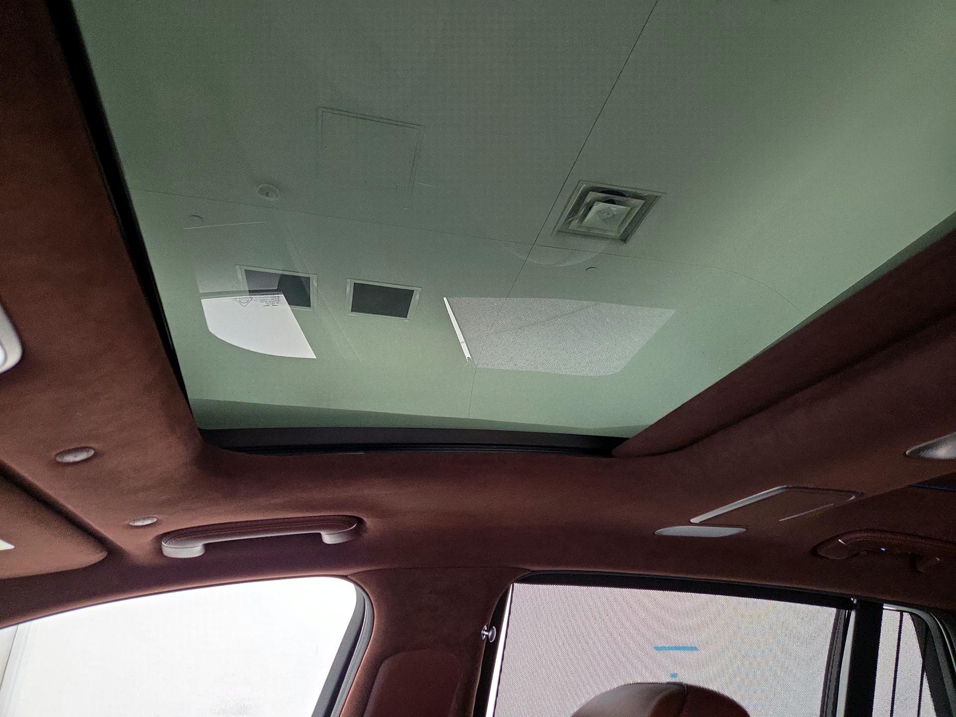 Thumbnail: 2024 Genesis G90 - 20