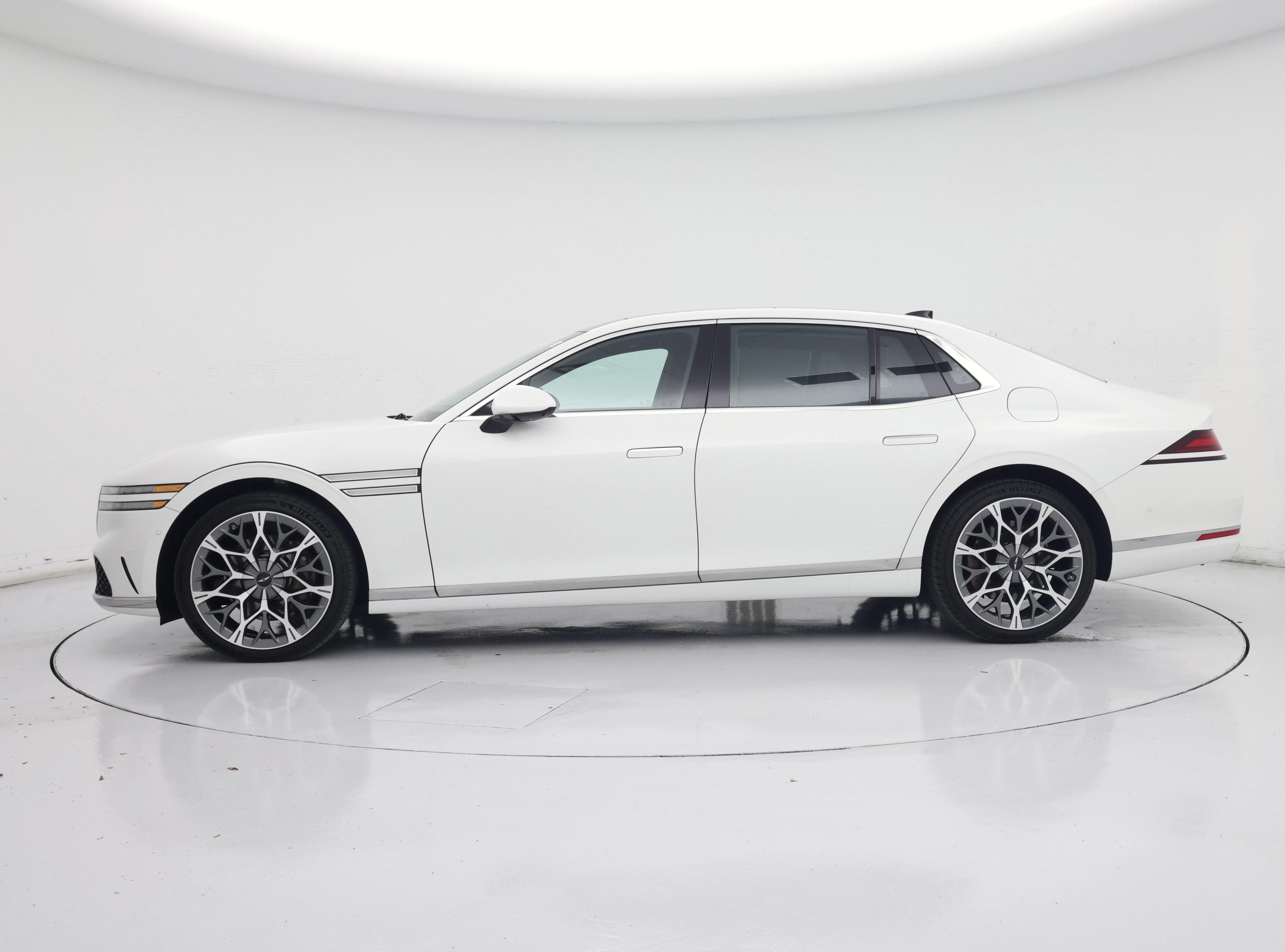 Thumbnail: 2024 Genesis G90 - 3