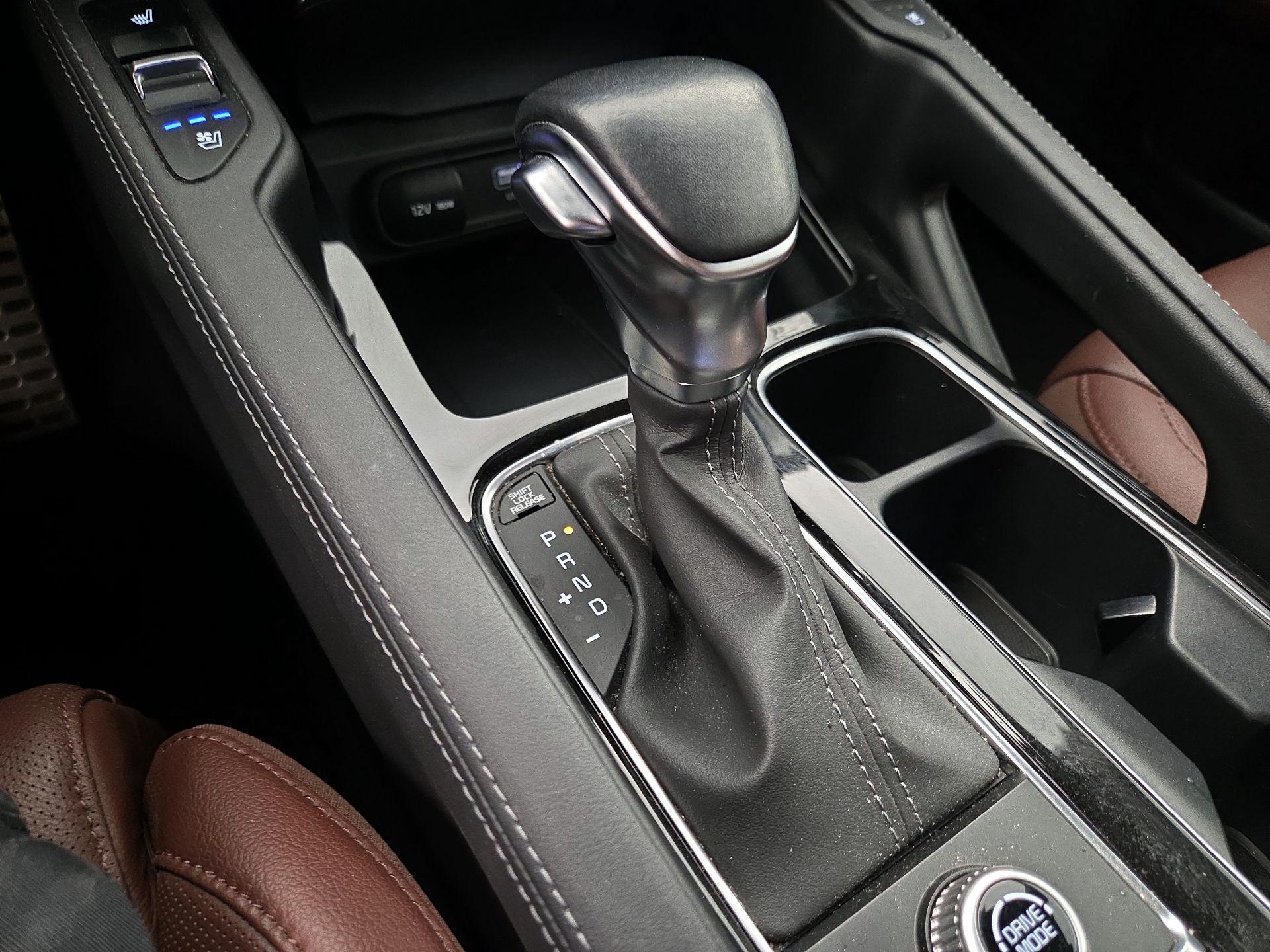 Thumbnail: 2023 Kia Telluride - 17