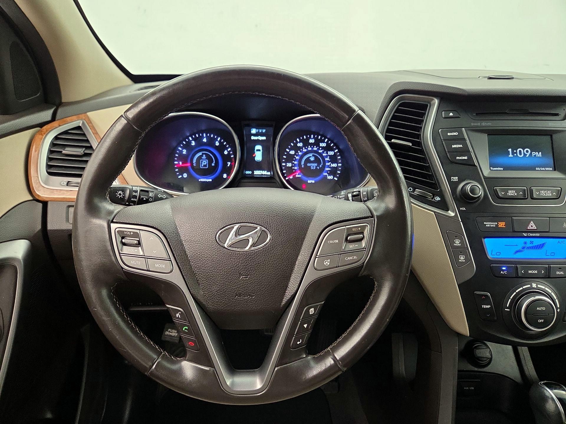 Thumbnail: 2015 Hyundai Santa Fe - 10