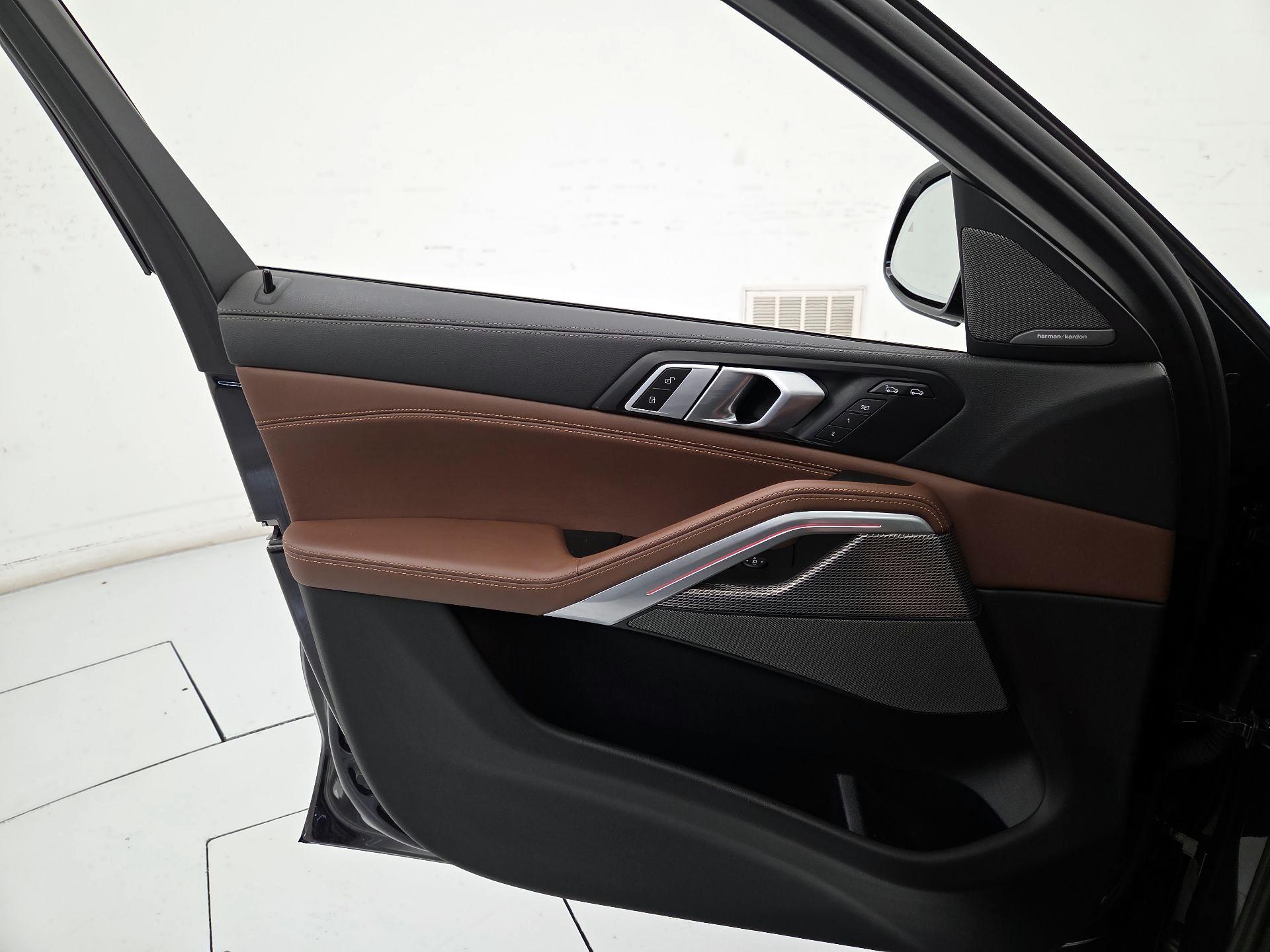 Thumbnail: 2023 BMW X6 - 12