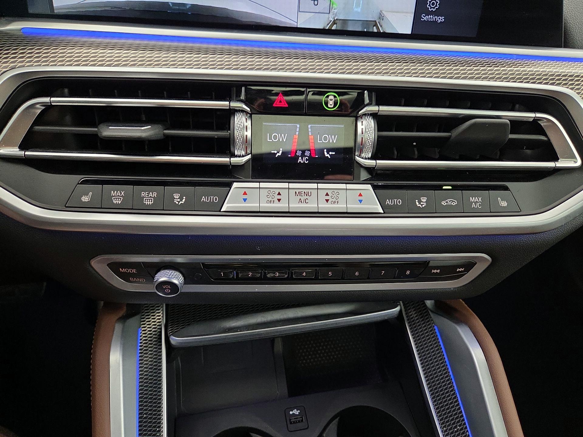 Thumbnail: 2023 BMW X6 - 17