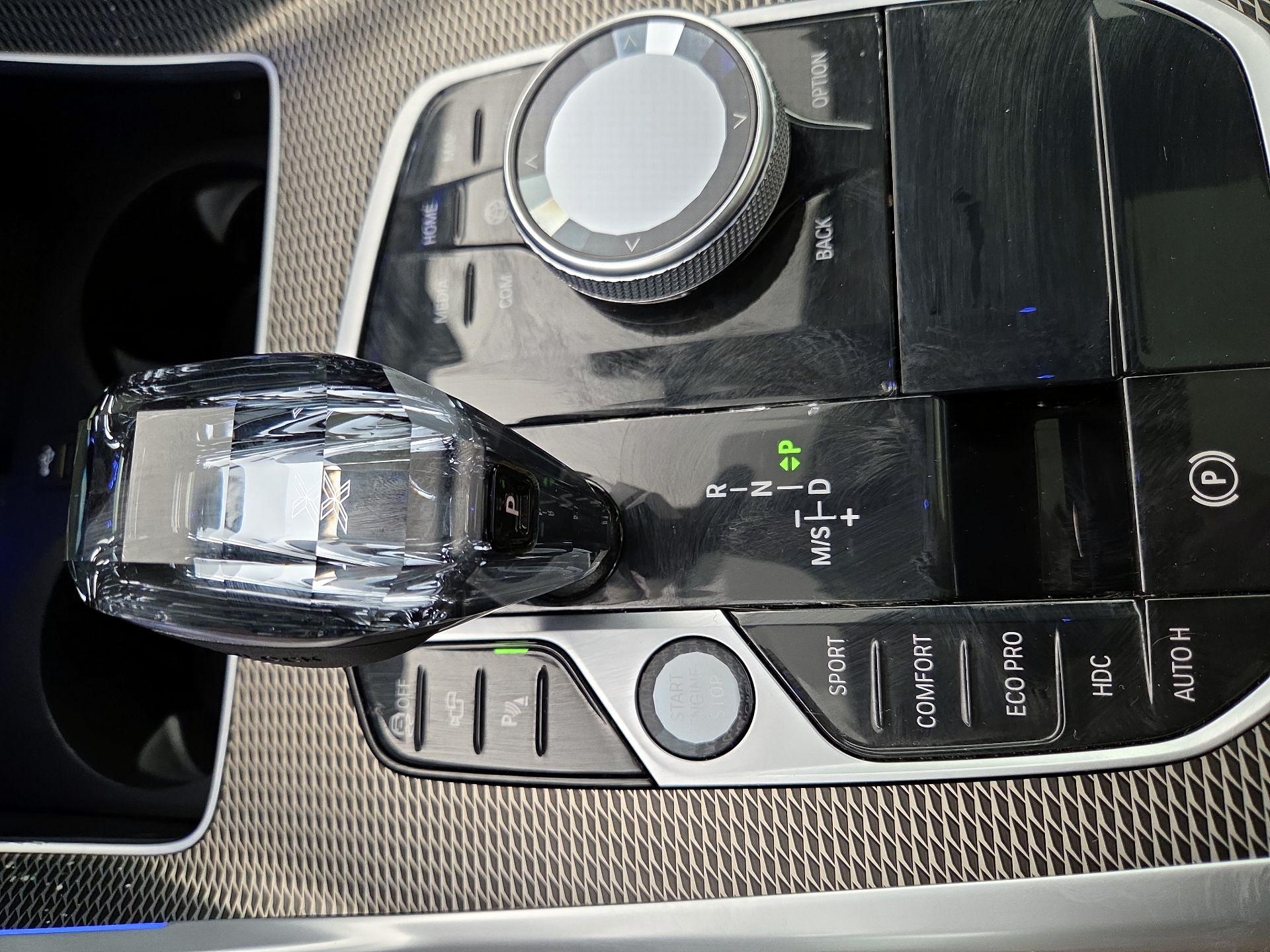 Thumbnail: 2023 BMW X6 - 18