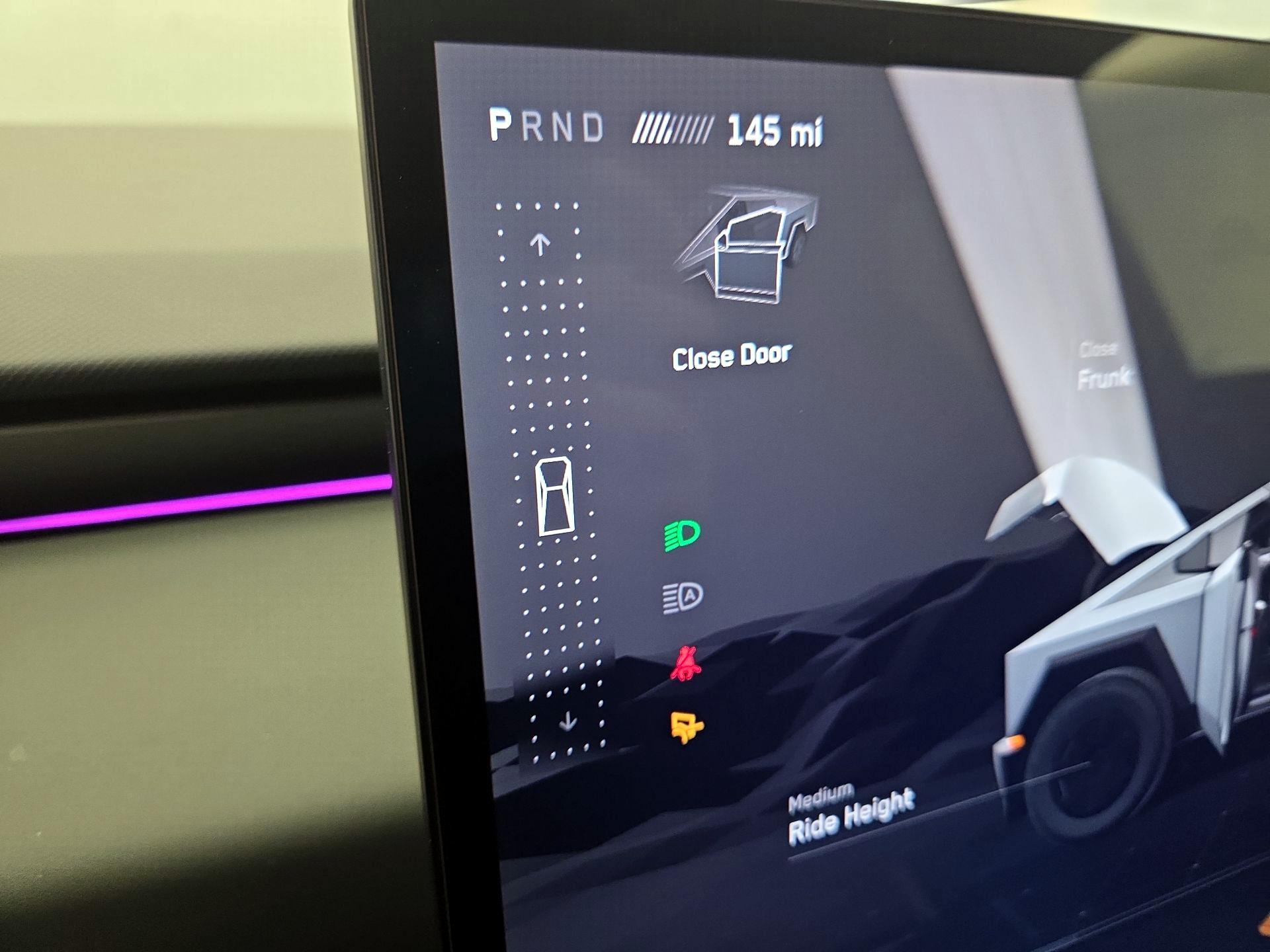 Thumbnail: 2025 Tesla Cybertruck - 16