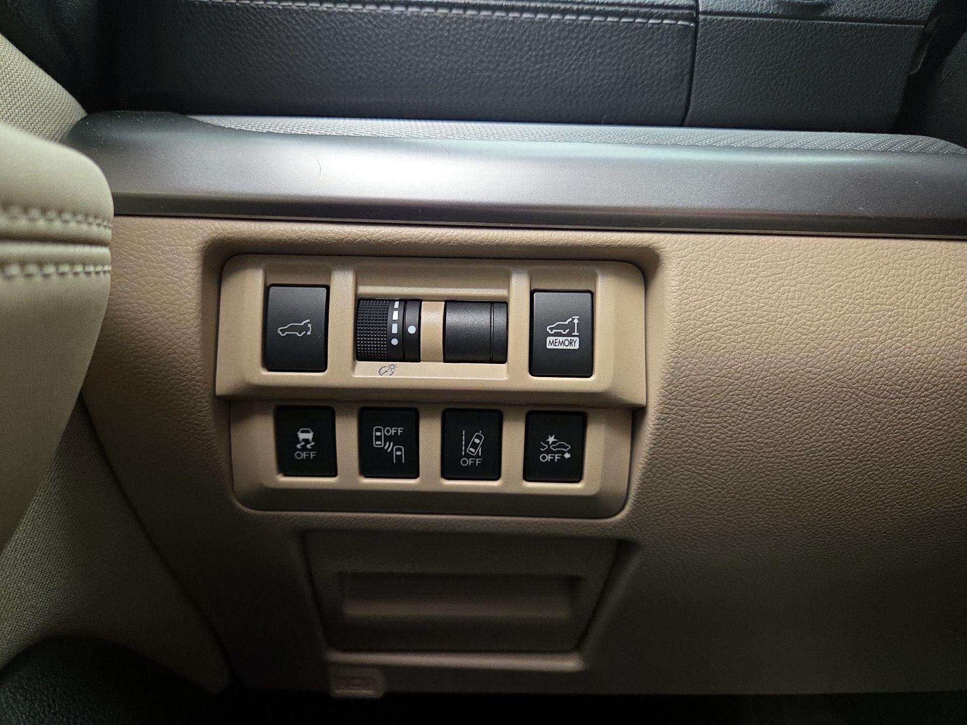 Thumbnail: 2019 Subaru Outback - 13