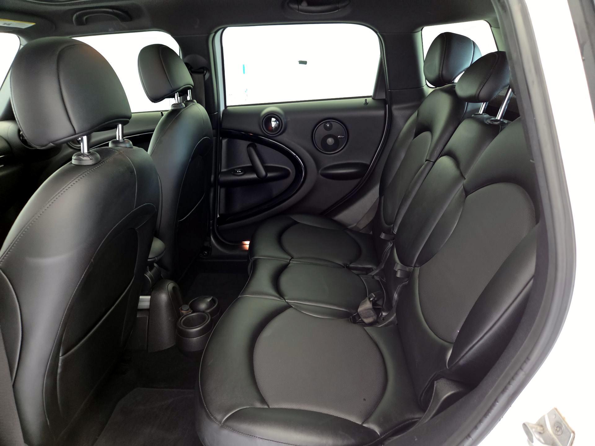 Thumbnail: 2016 MINI Cooper Countryman - 19