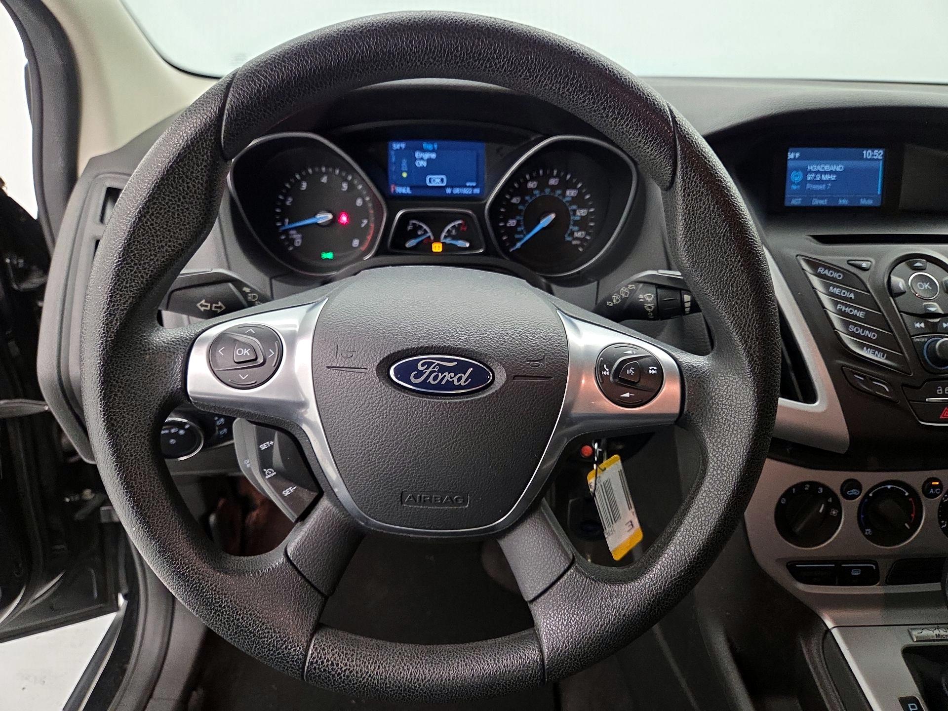 Thumbnail: 2014 Ford Focus - 10