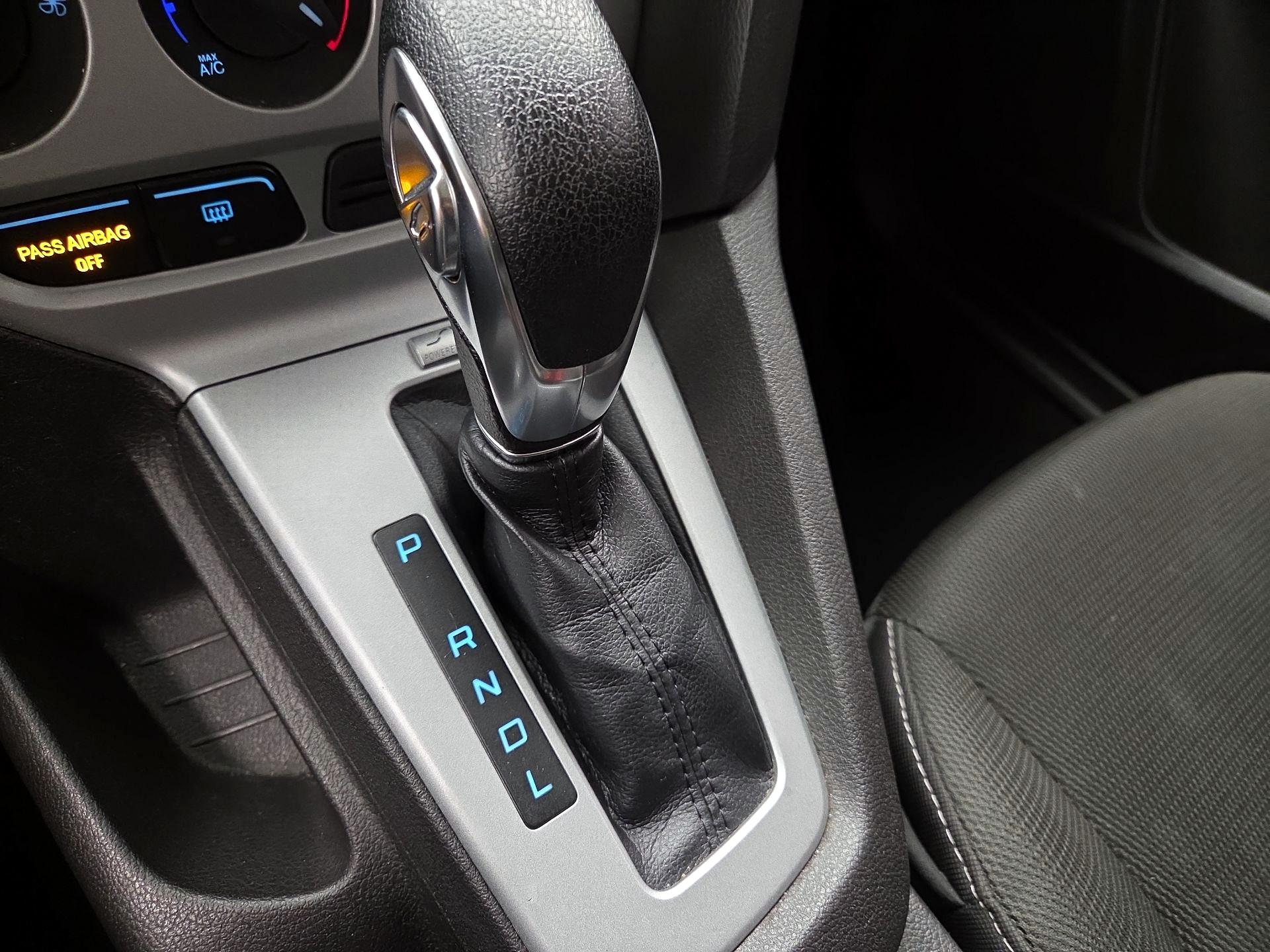 Thumbnail: 2014 Ford Focus - 16