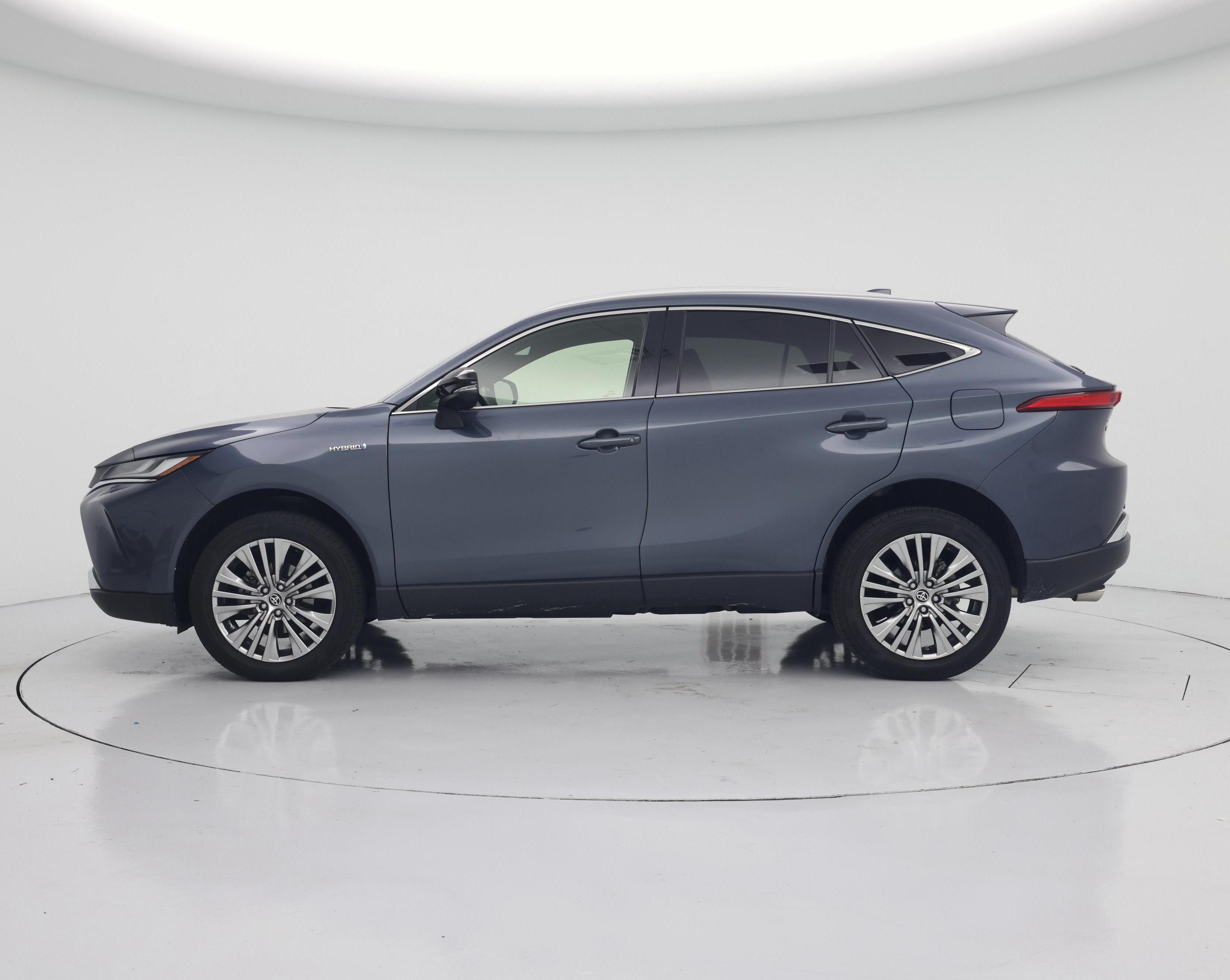 Thumbnail: 2021 Toyota Venza - 3