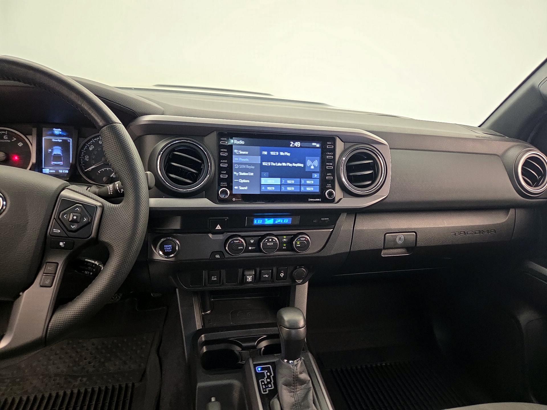Thumbnail: 2021 Toyota Tacoma - 9