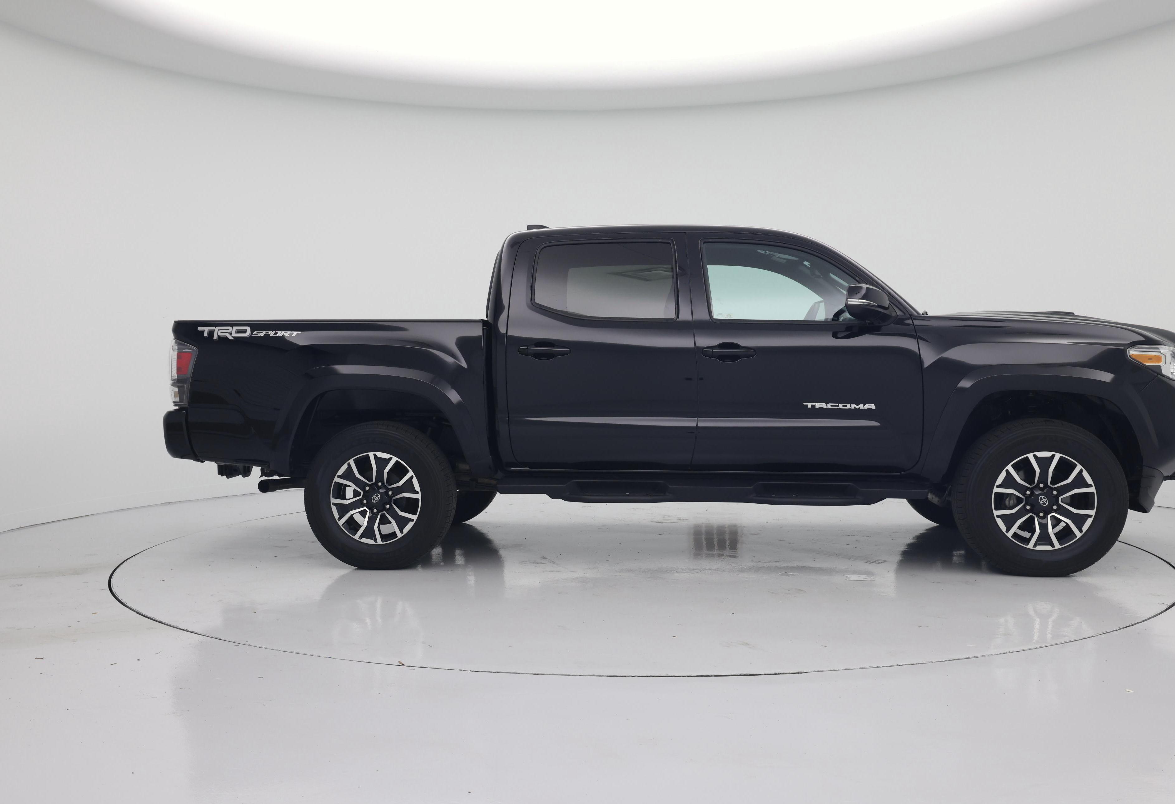 Thumbnail: 2021 Toyota Tacoma - 7