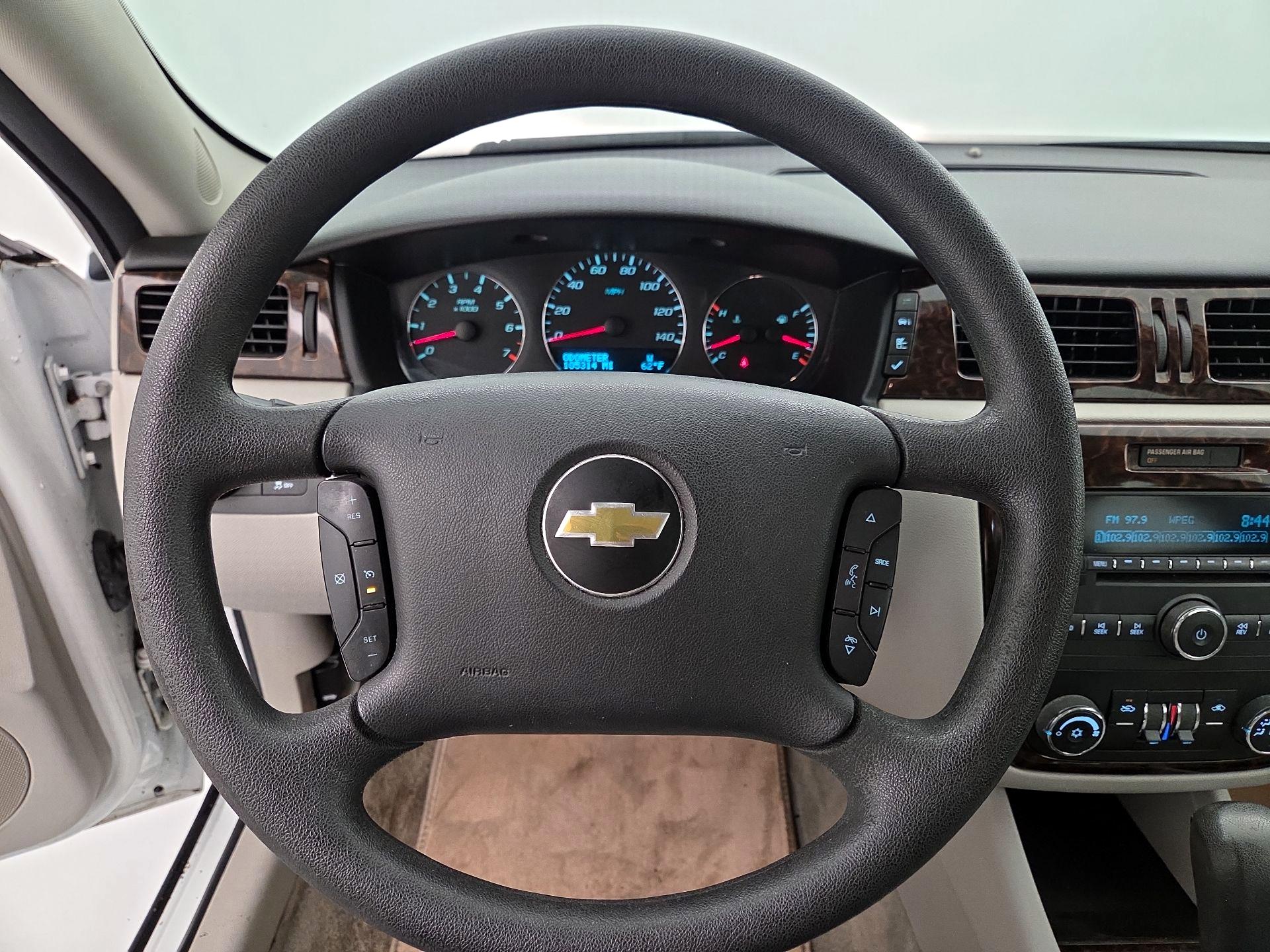 Thumbnail: 2016 Chevrolet Impala - 10