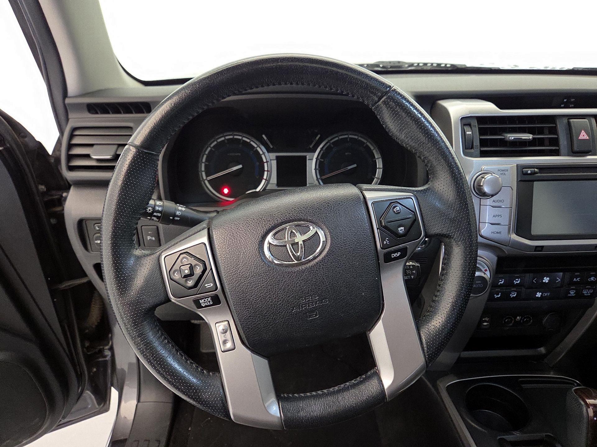 Thumbnail: 2014 Toyota 4Runner - 10