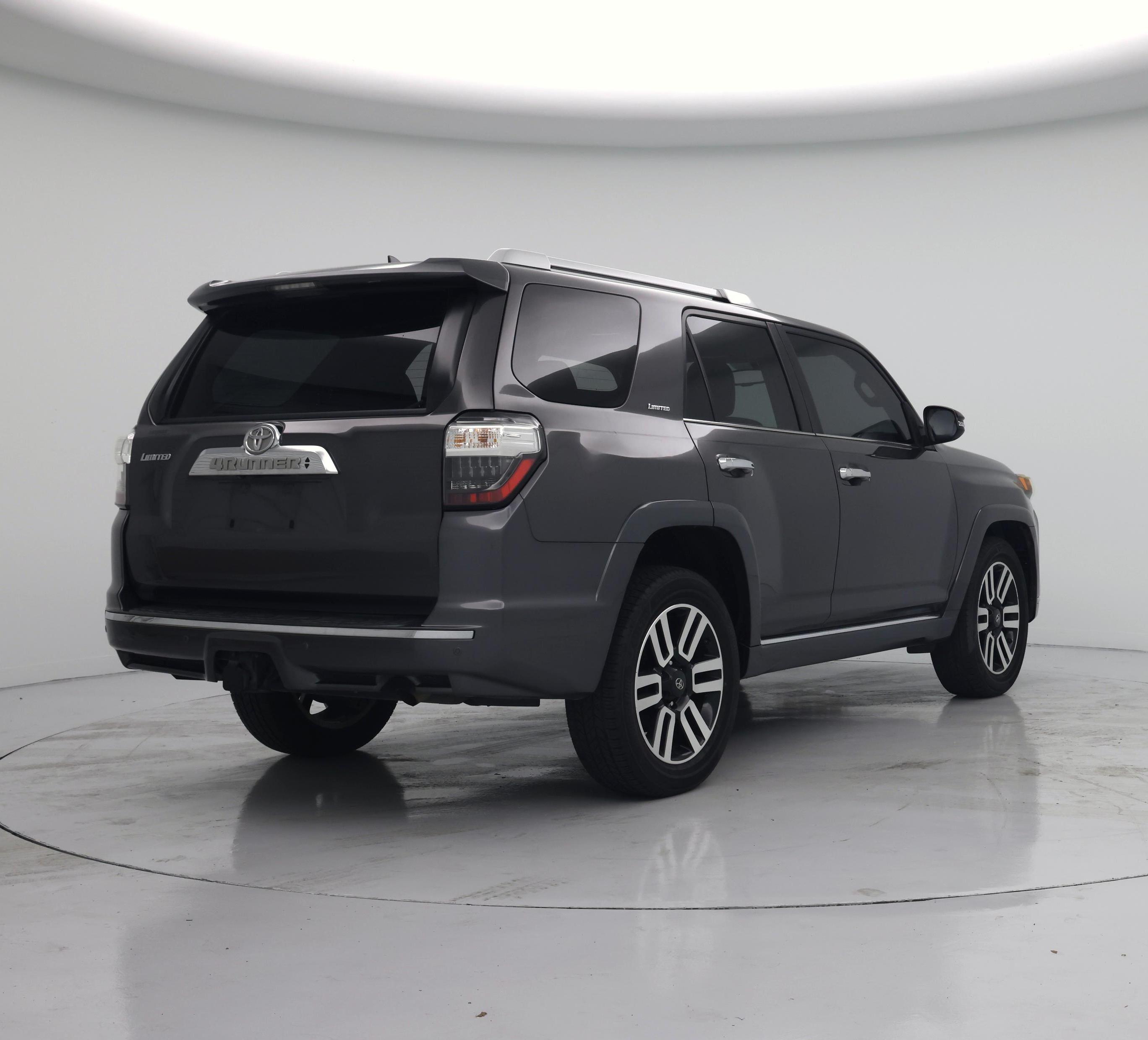 Thumbnail: 2014 Toyota 4Runner - 8