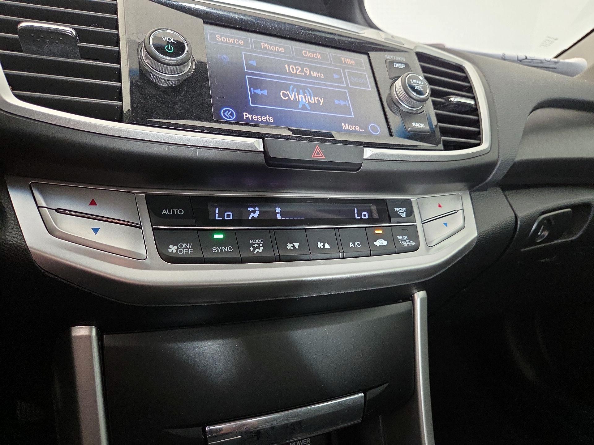 Thumbnail: 2015 Honda Accord - 16