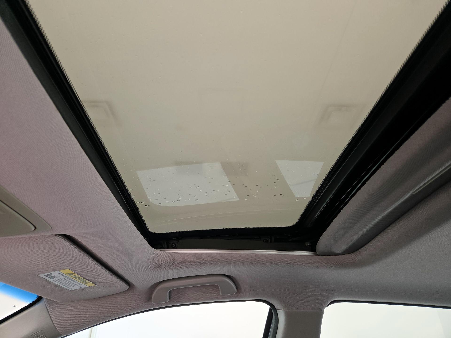 Thumbnail: 2015 Honda Accord - 19