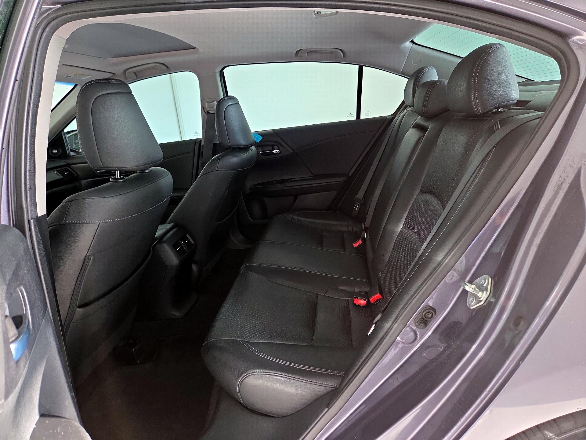 Thumbnail: 2015 Honda Accord - 20